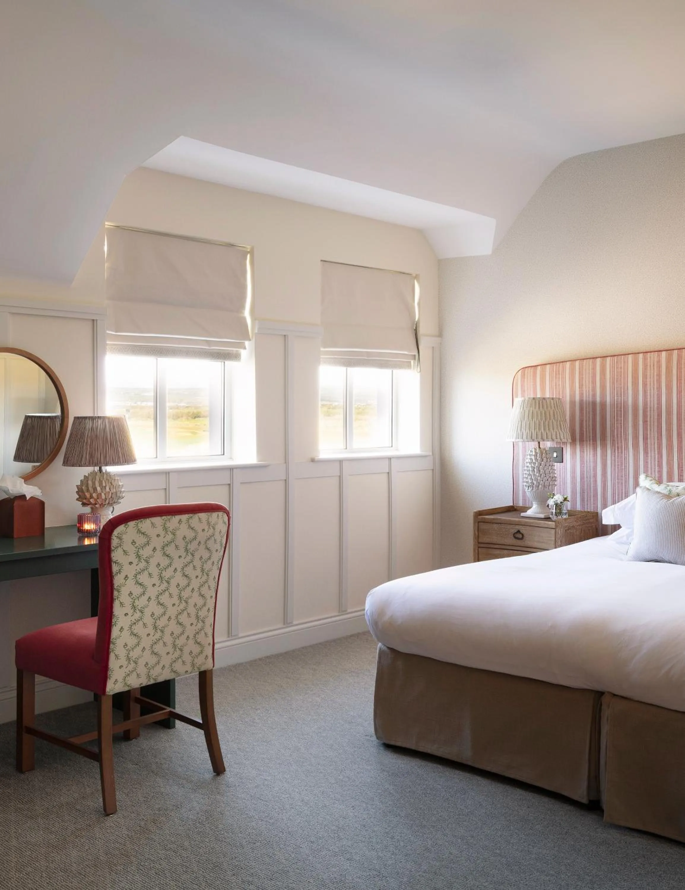 Bedroom, Bed in Teach de Broc