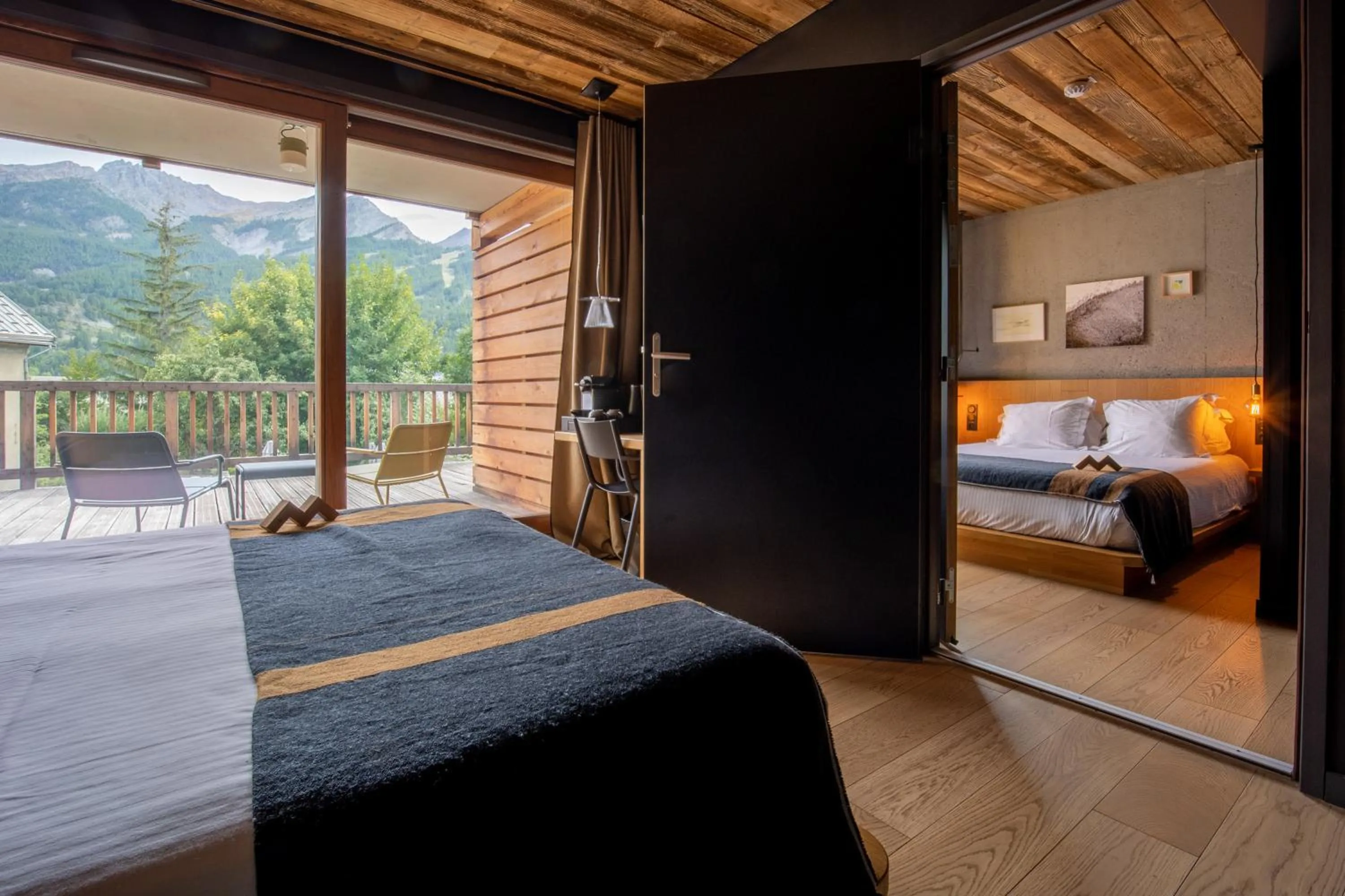 Family, Bed in Hôtel Restaurant Le Monêtier