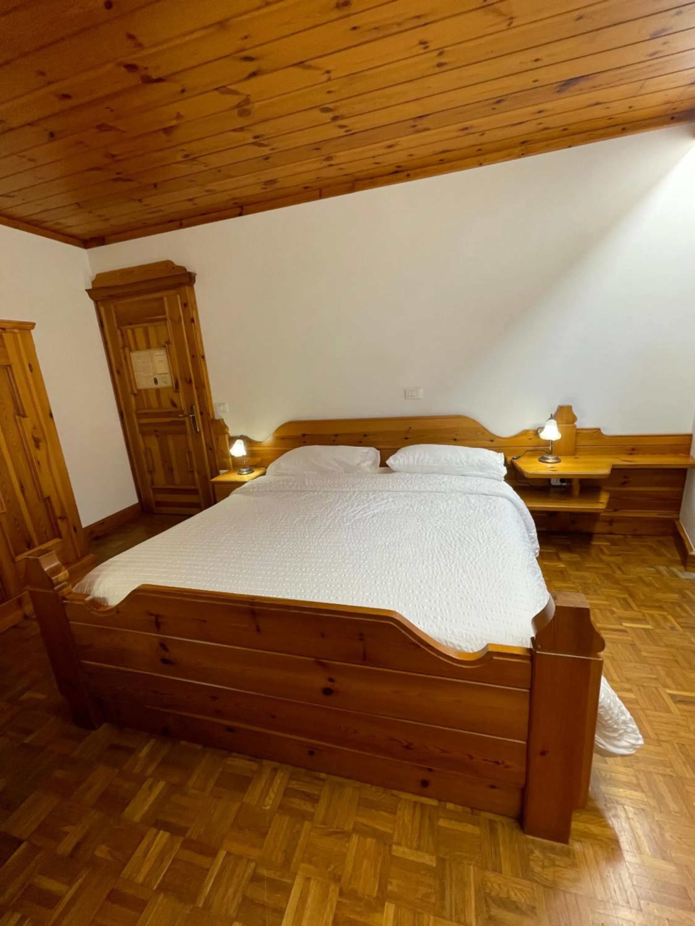 Bed in Villaggio Hotel Aquila