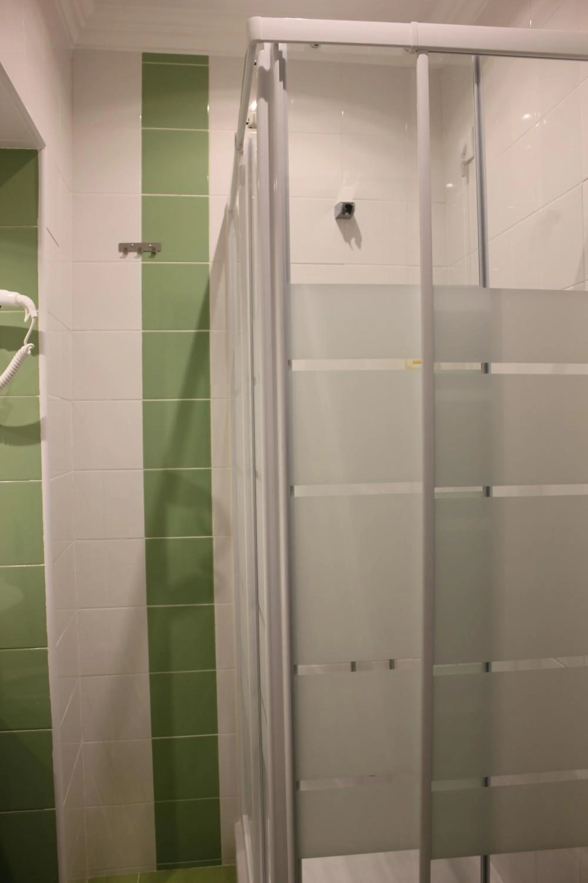 Bathroom in O Elétrico Guesthouse