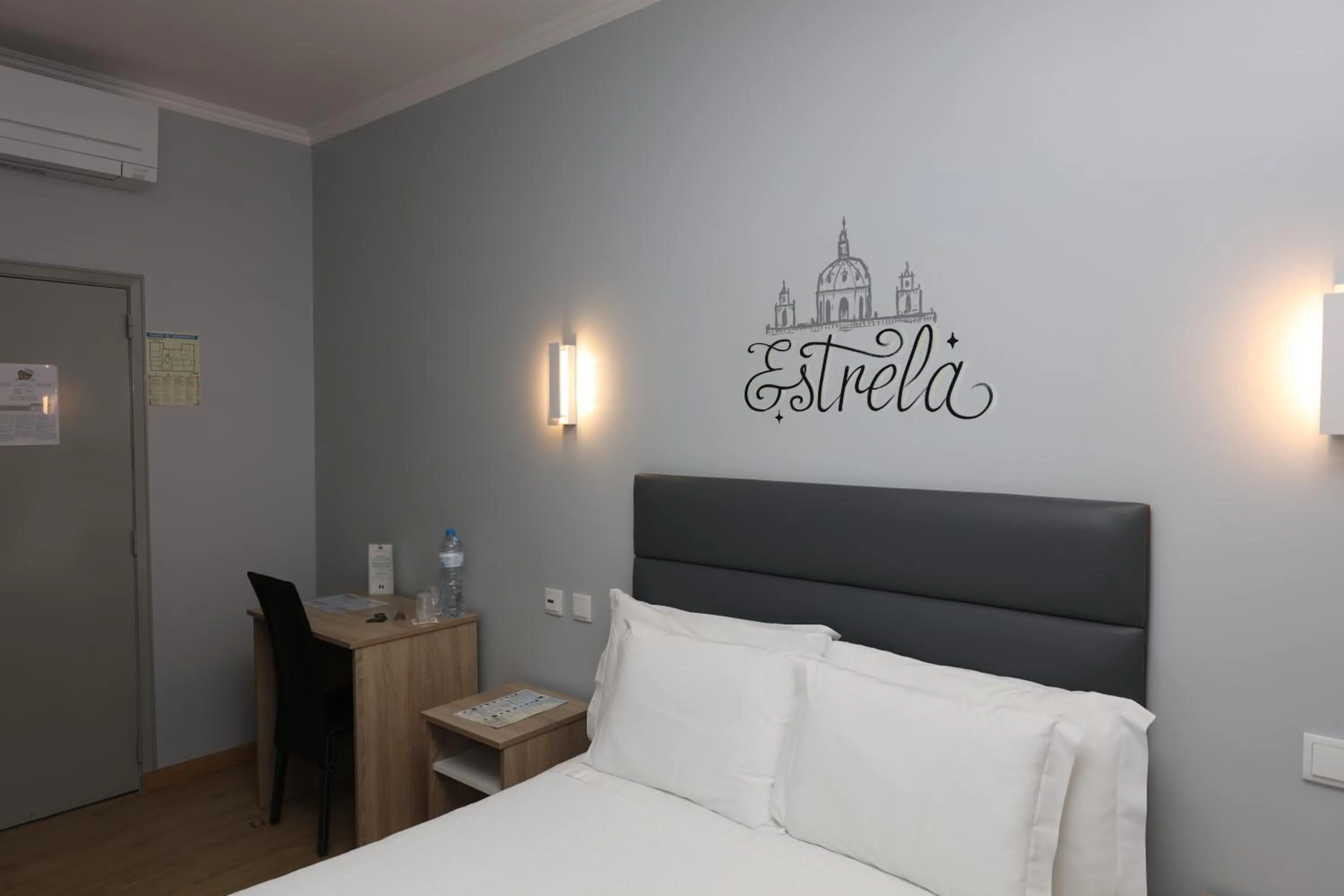 Bedroom, Bed in O Elétrico Guesthouse