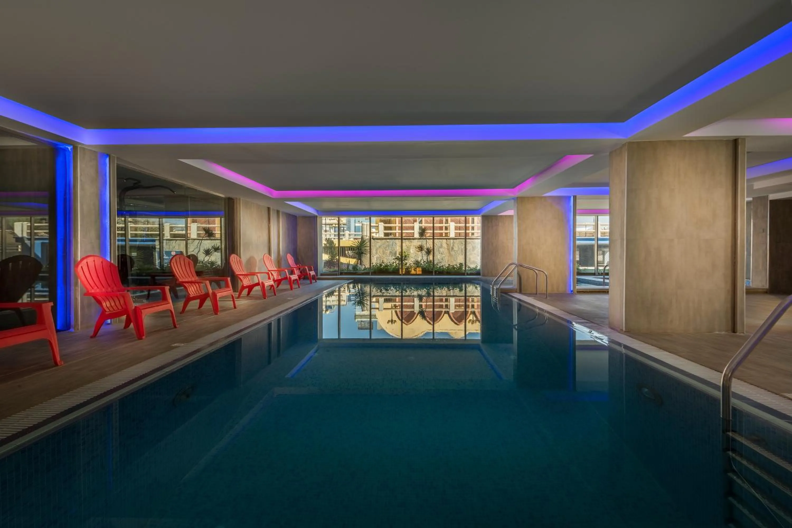 Swimming pool in Blue inn Boutique