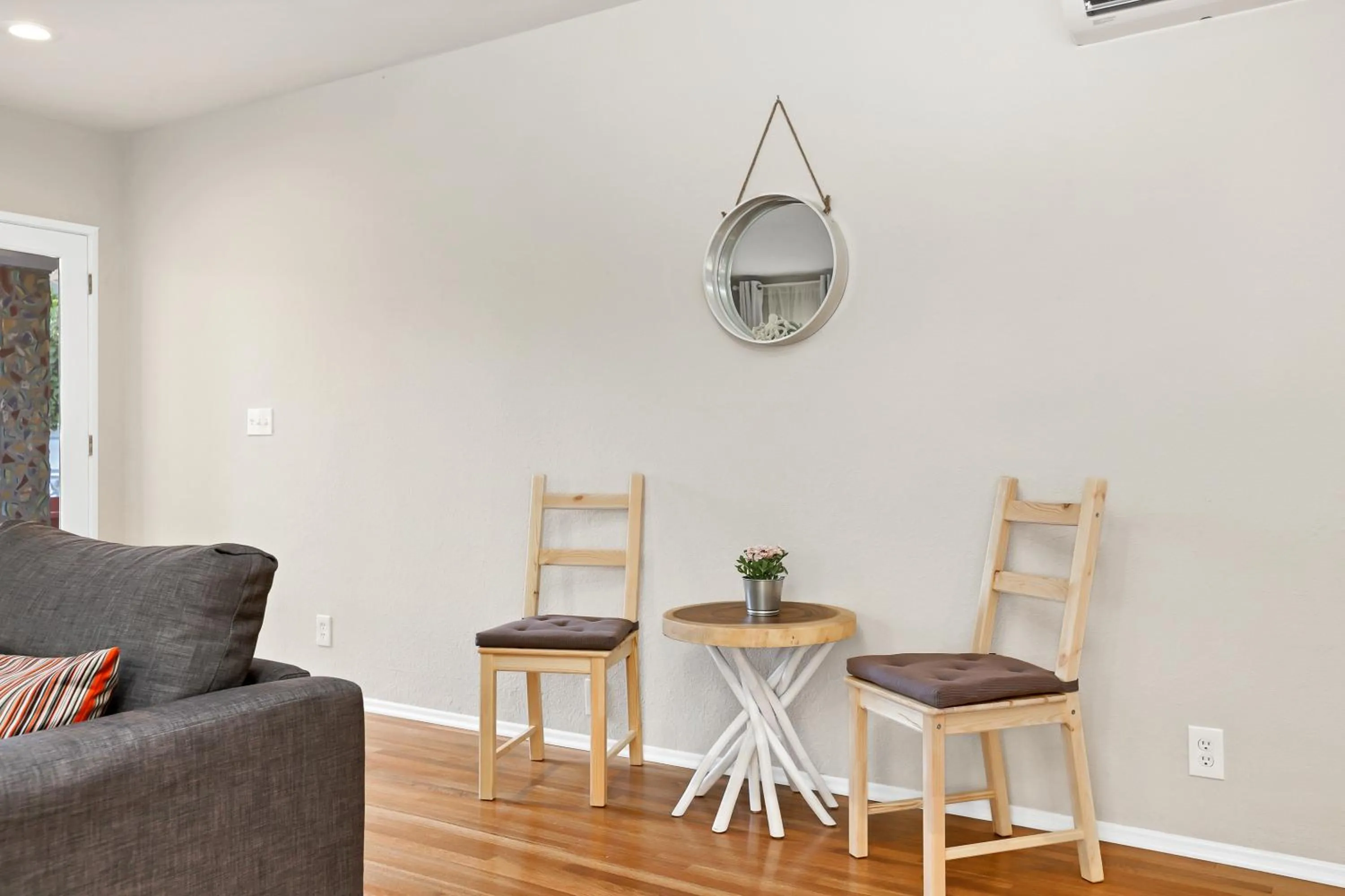 Living room in Long Beach House