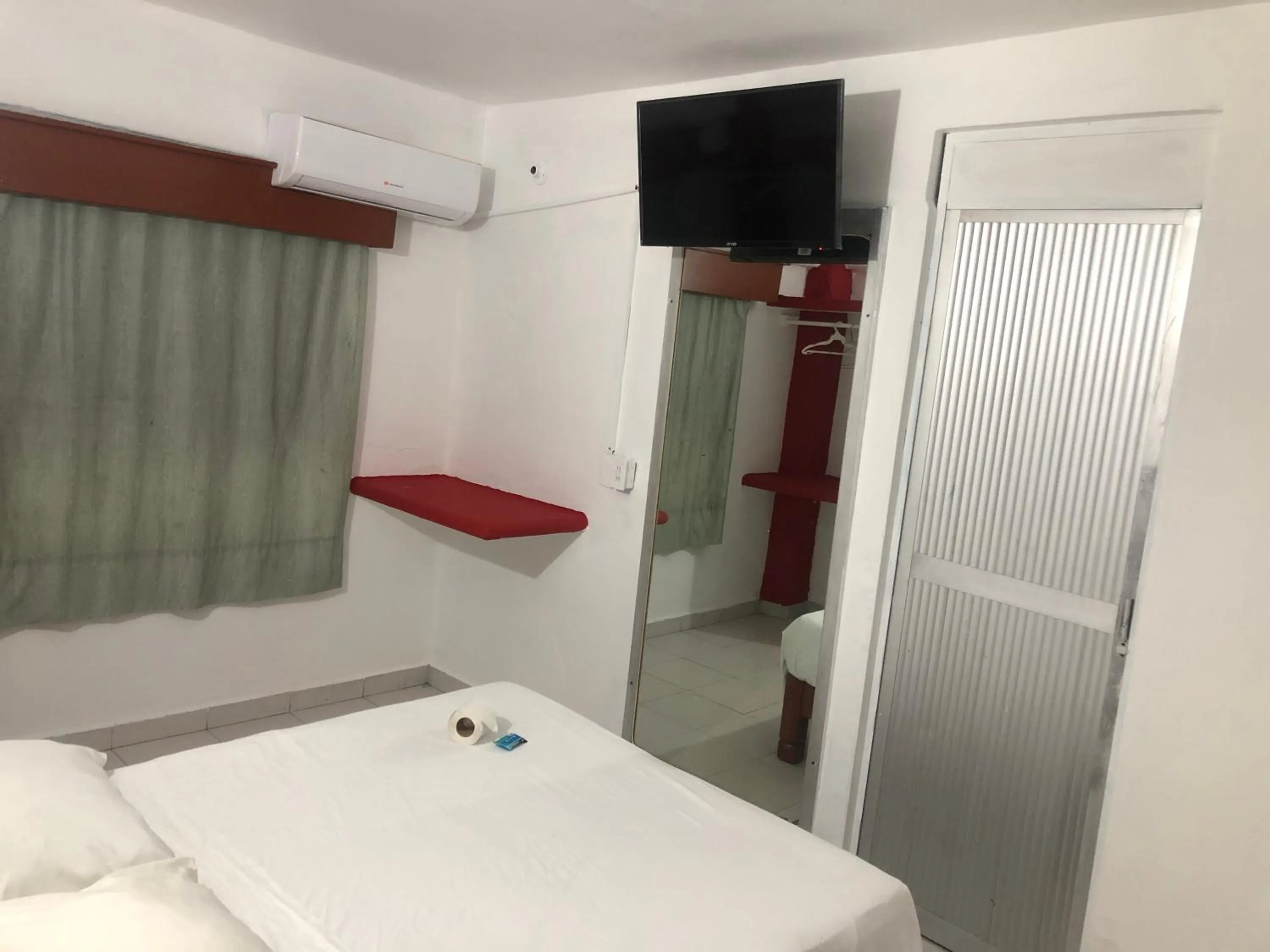 Bed in Hotel Maria Bonita Acapulco