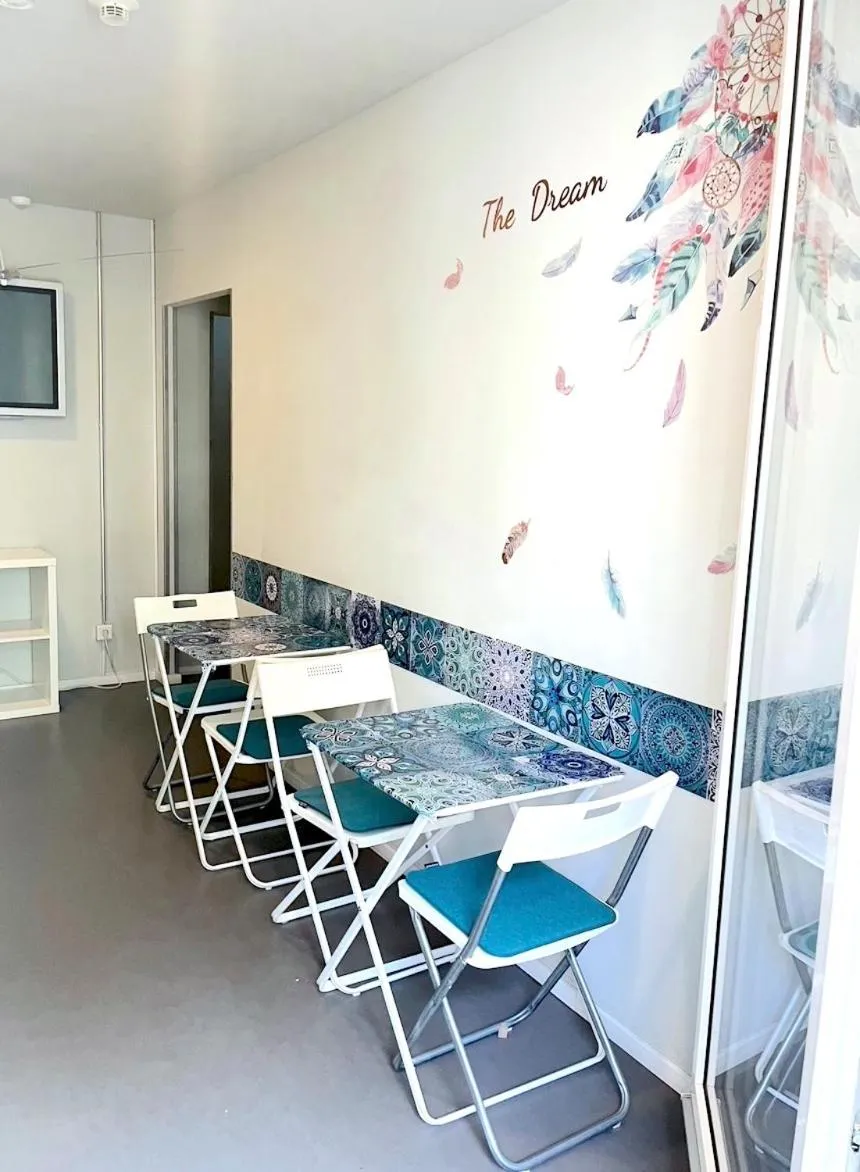 Restaurant/places to eat in BNB near Brandenburg Gate - Rooms & Apartments