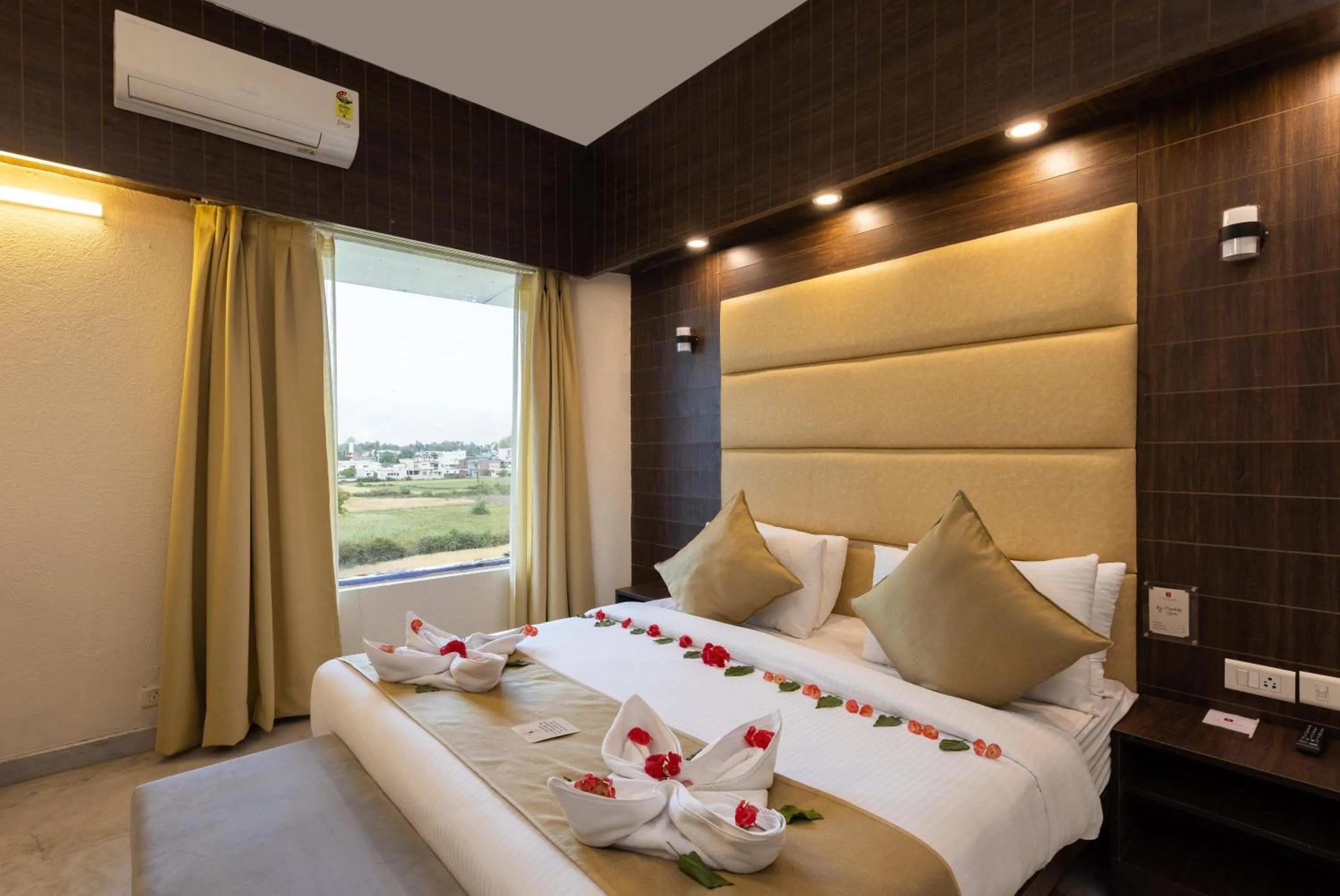 Bed in Pride Premier Solitaire