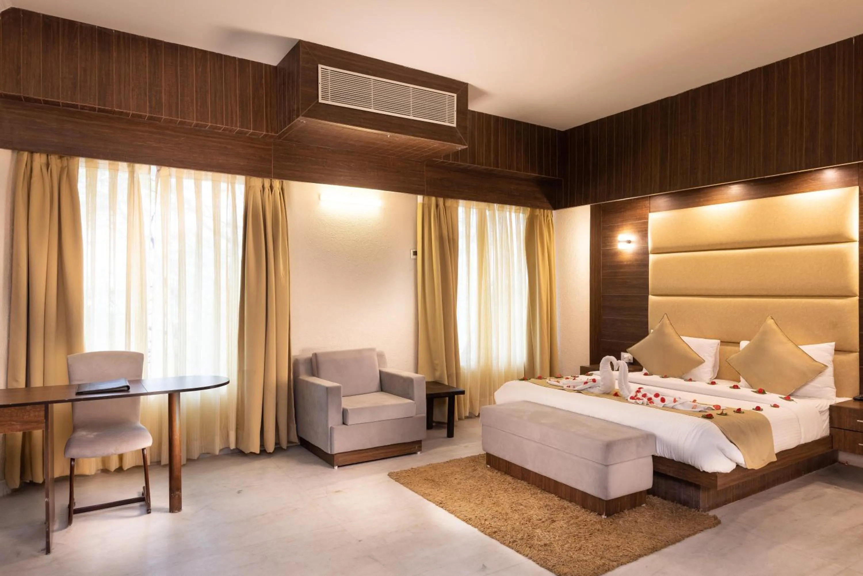 Bed in Pride Premier Solitaire