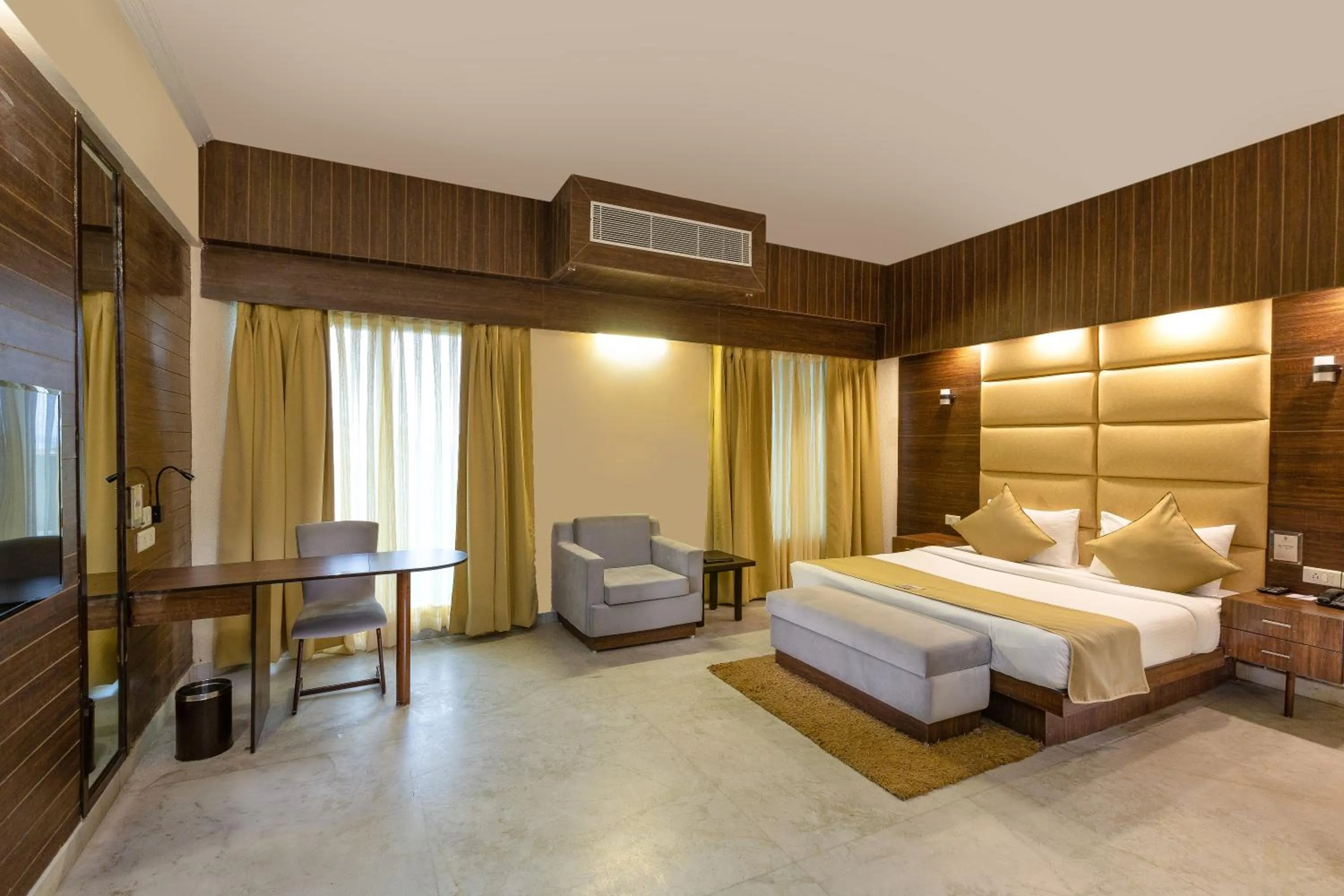 TV and multimedia, Bed in Pride Premier Solitaire