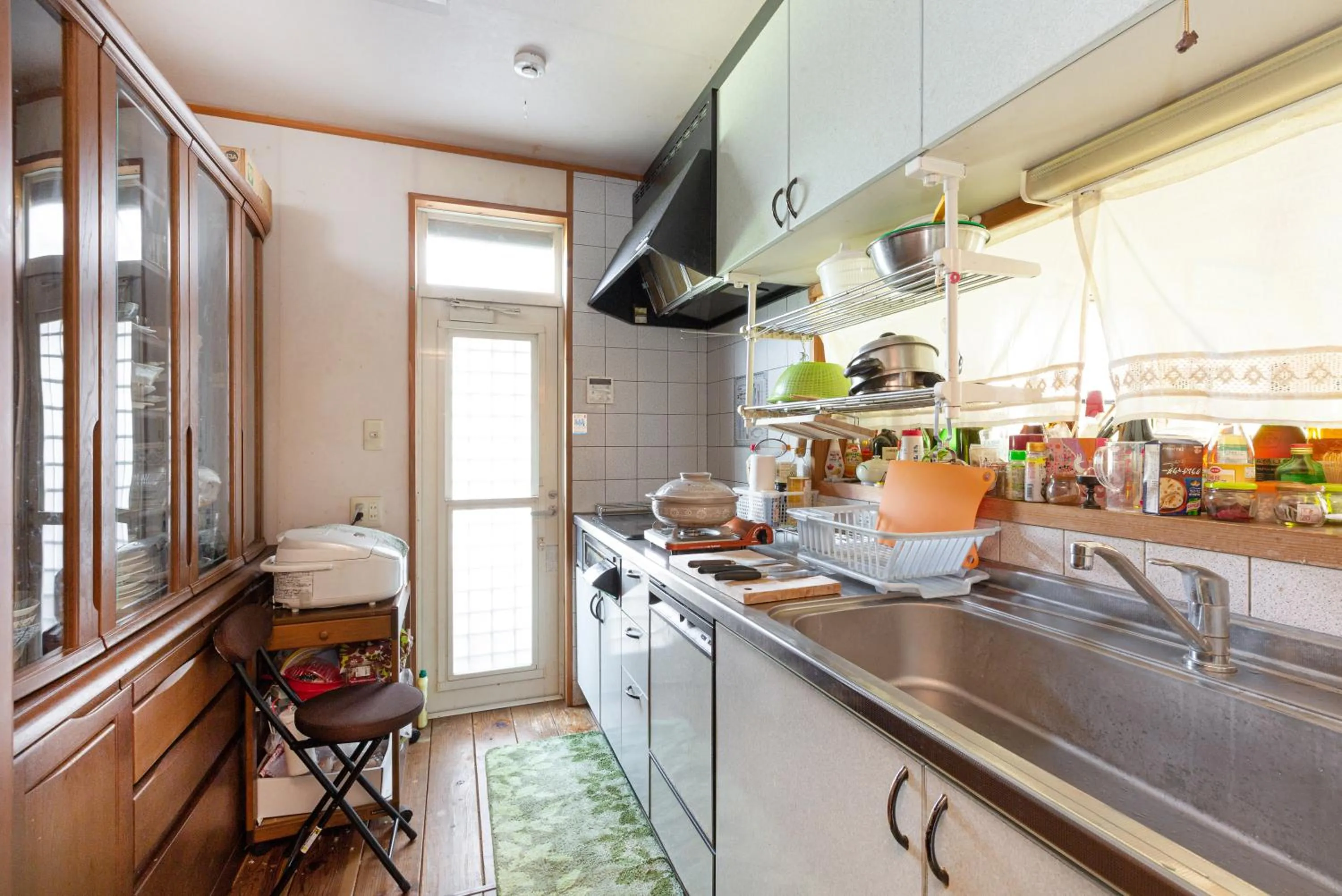 Kitchen or kitchenette in AbbeyRoad Inn Seika
