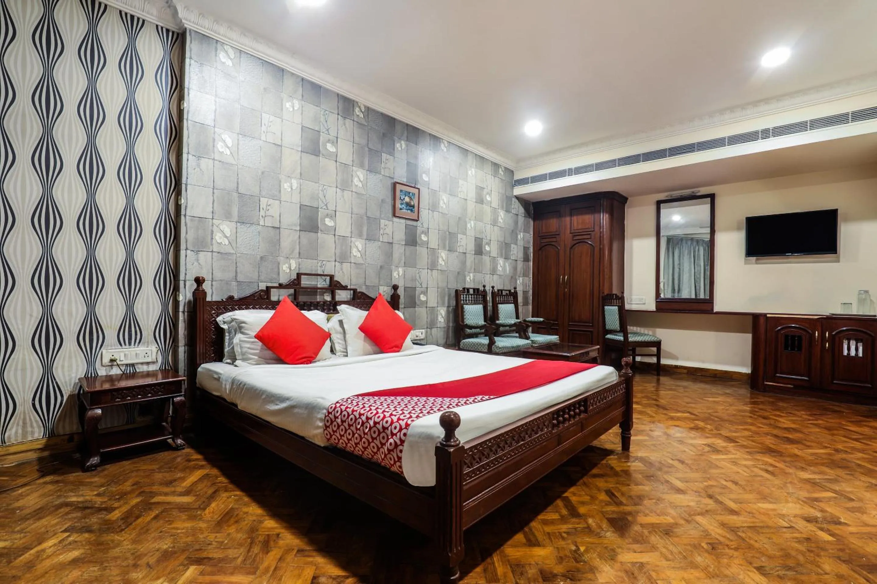 Bedroom, Bed in Hotel O Athithi Inn Near Hyderabad Central