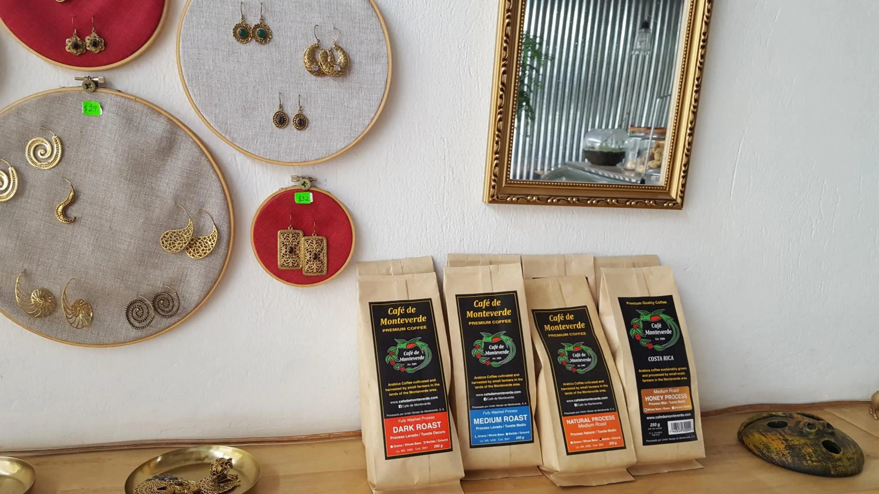 Shopping Area in OutBox Inn