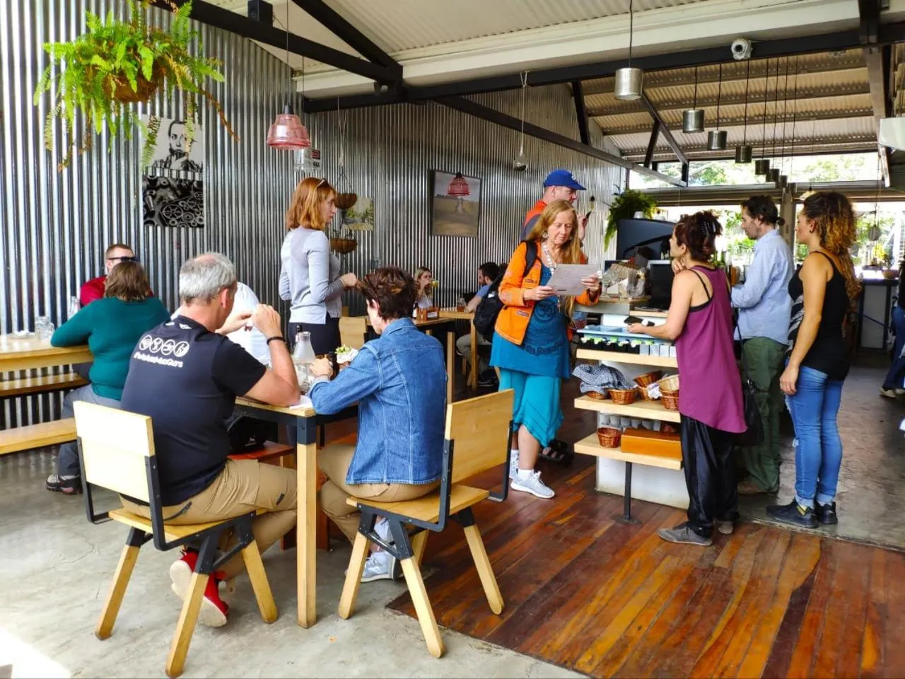 Restaurant/places to eat in OutBox Inn