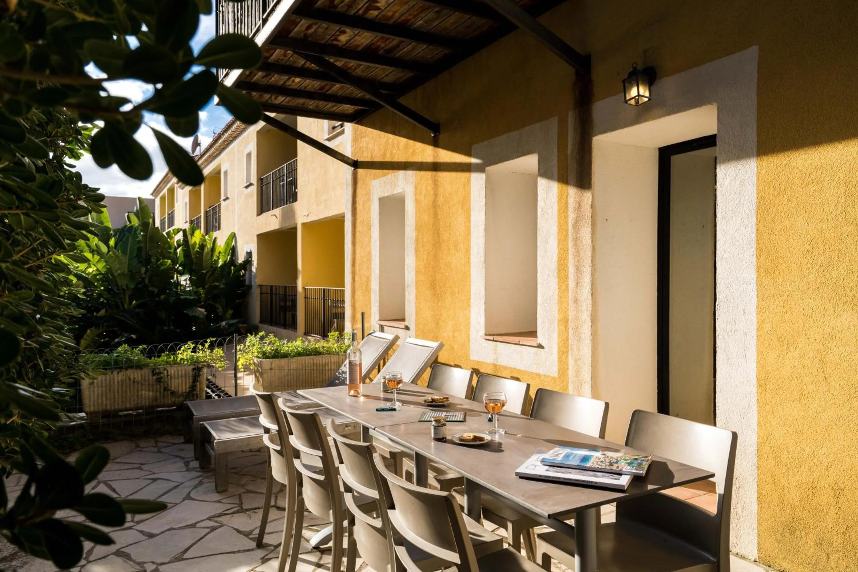 Patio in La Résidence du Bailli