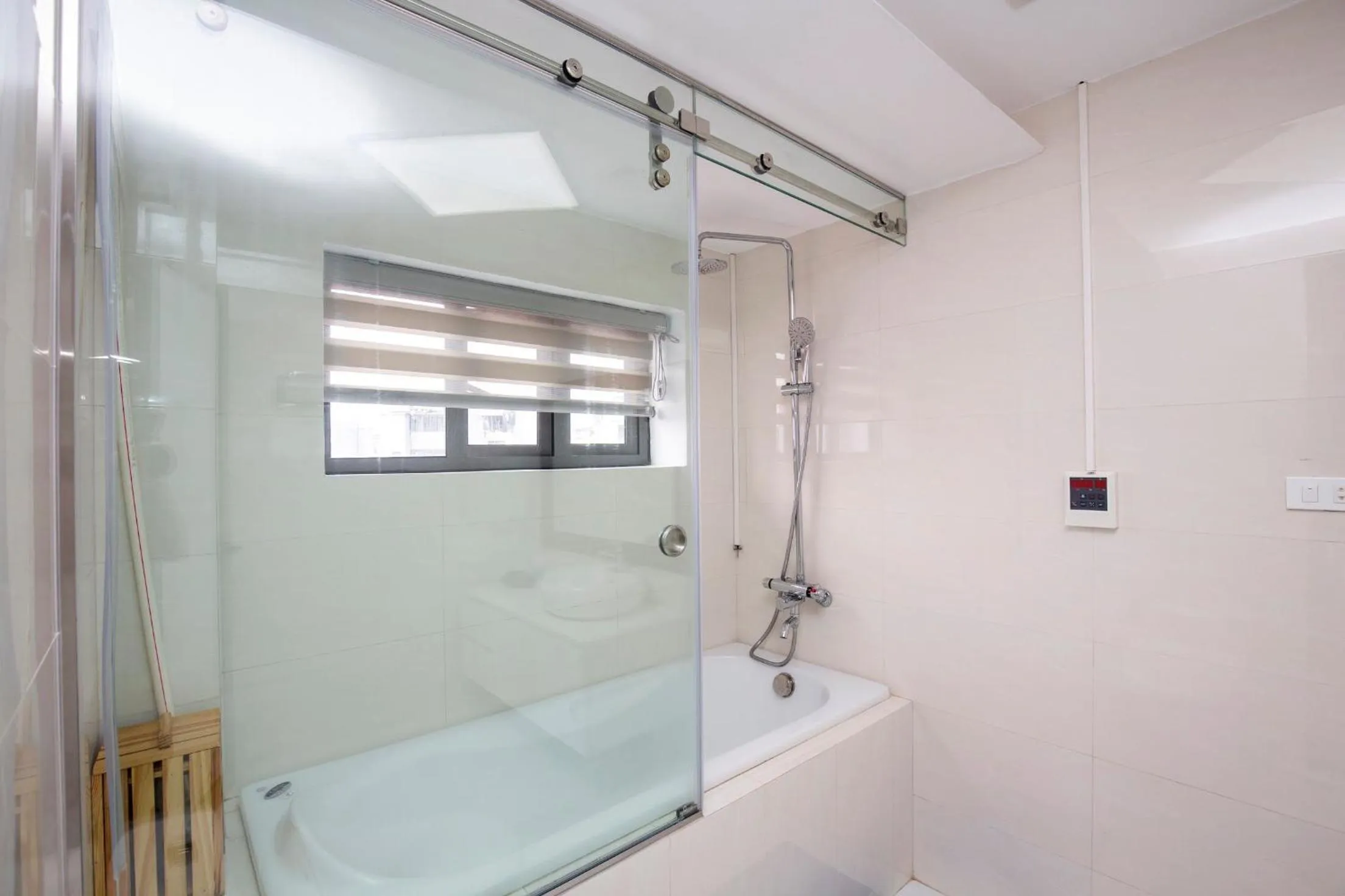 Shower in Sumitomo2 - Apartments for Japanese