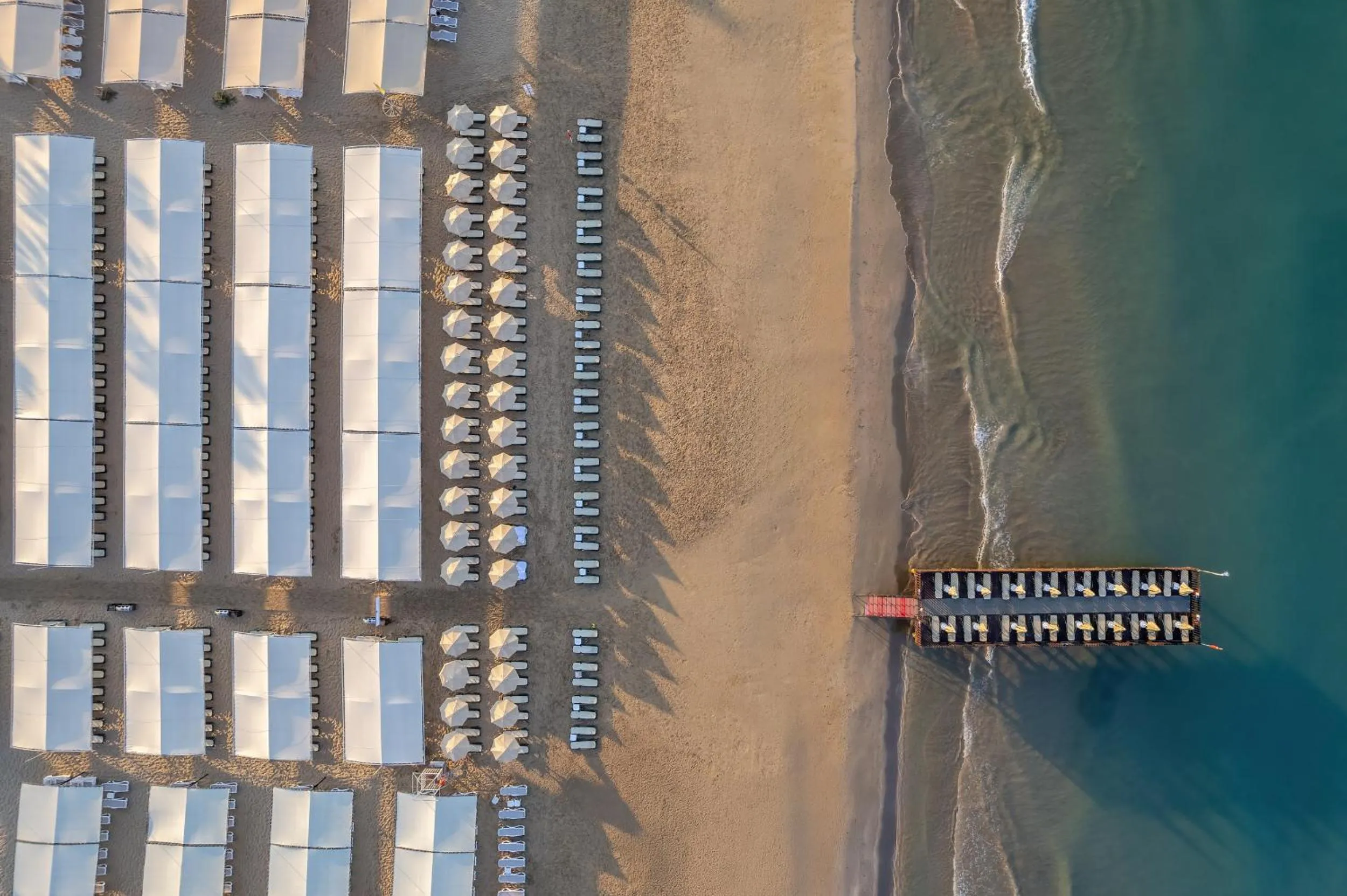 Beach in Villa Side Residence