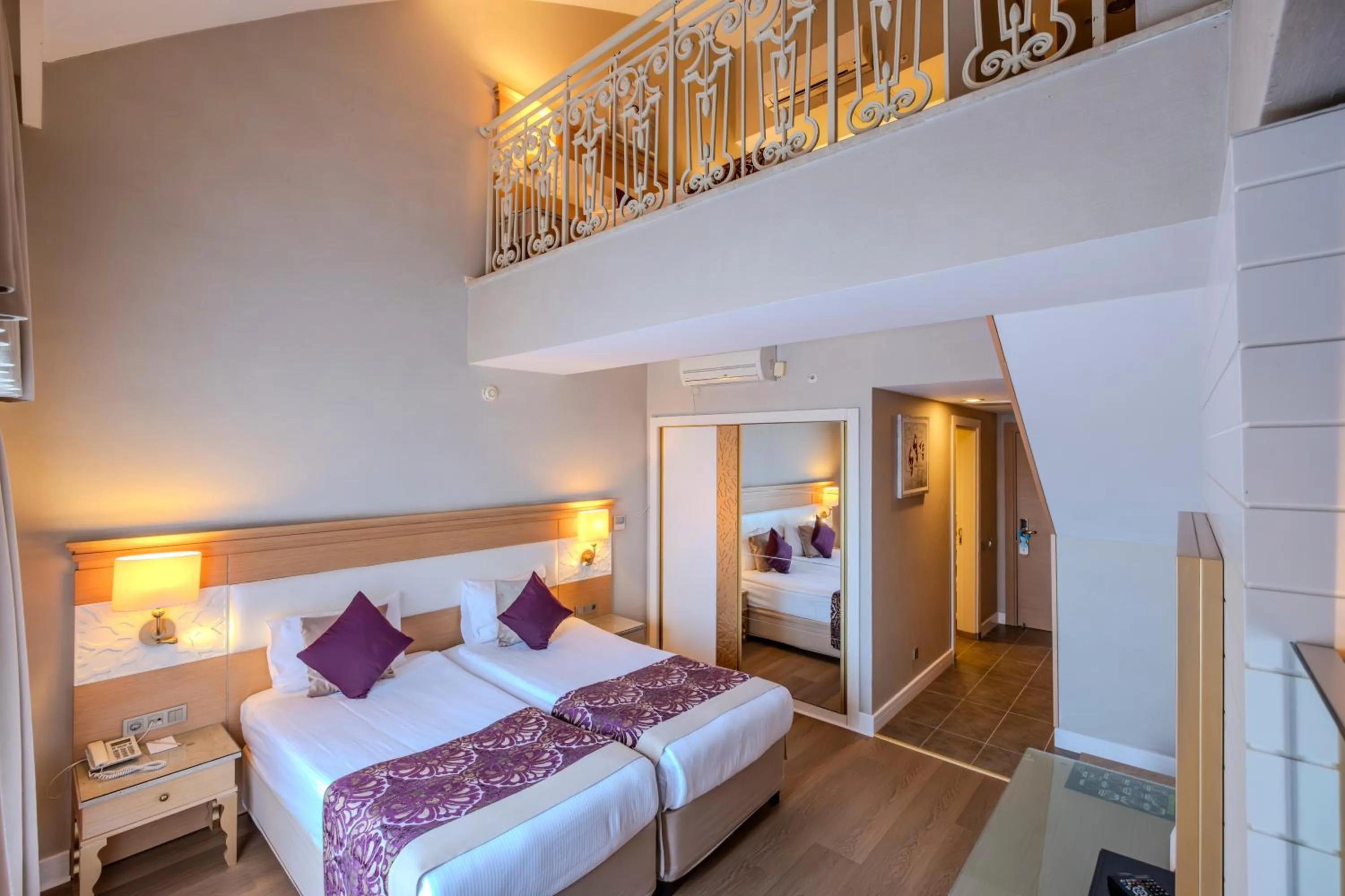 Bed in Villa Side Residence