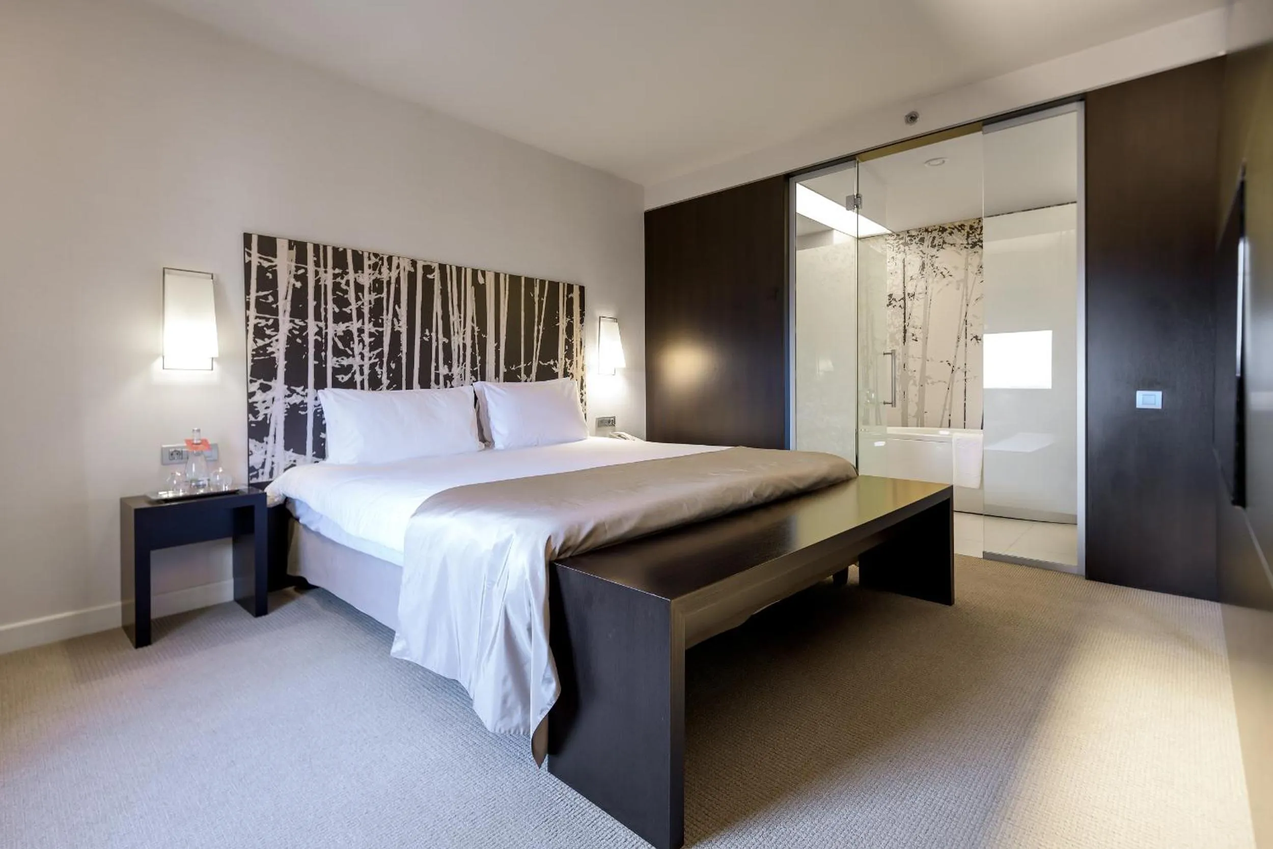 Bed in Ramada Plaza by Wyndham Bucharest Convention Center