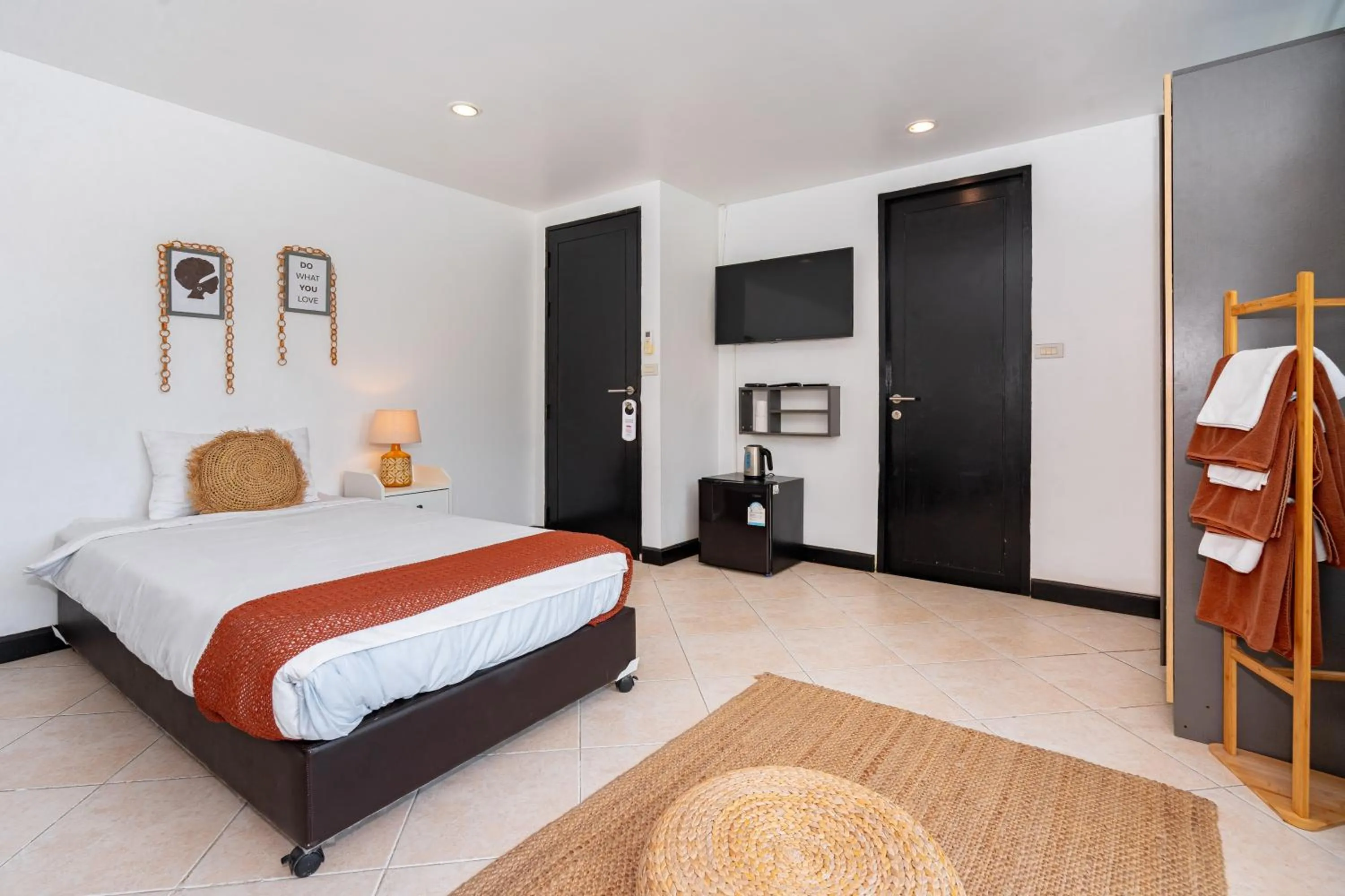 Bedroom, Bed in Kata Station Boutique Hotel