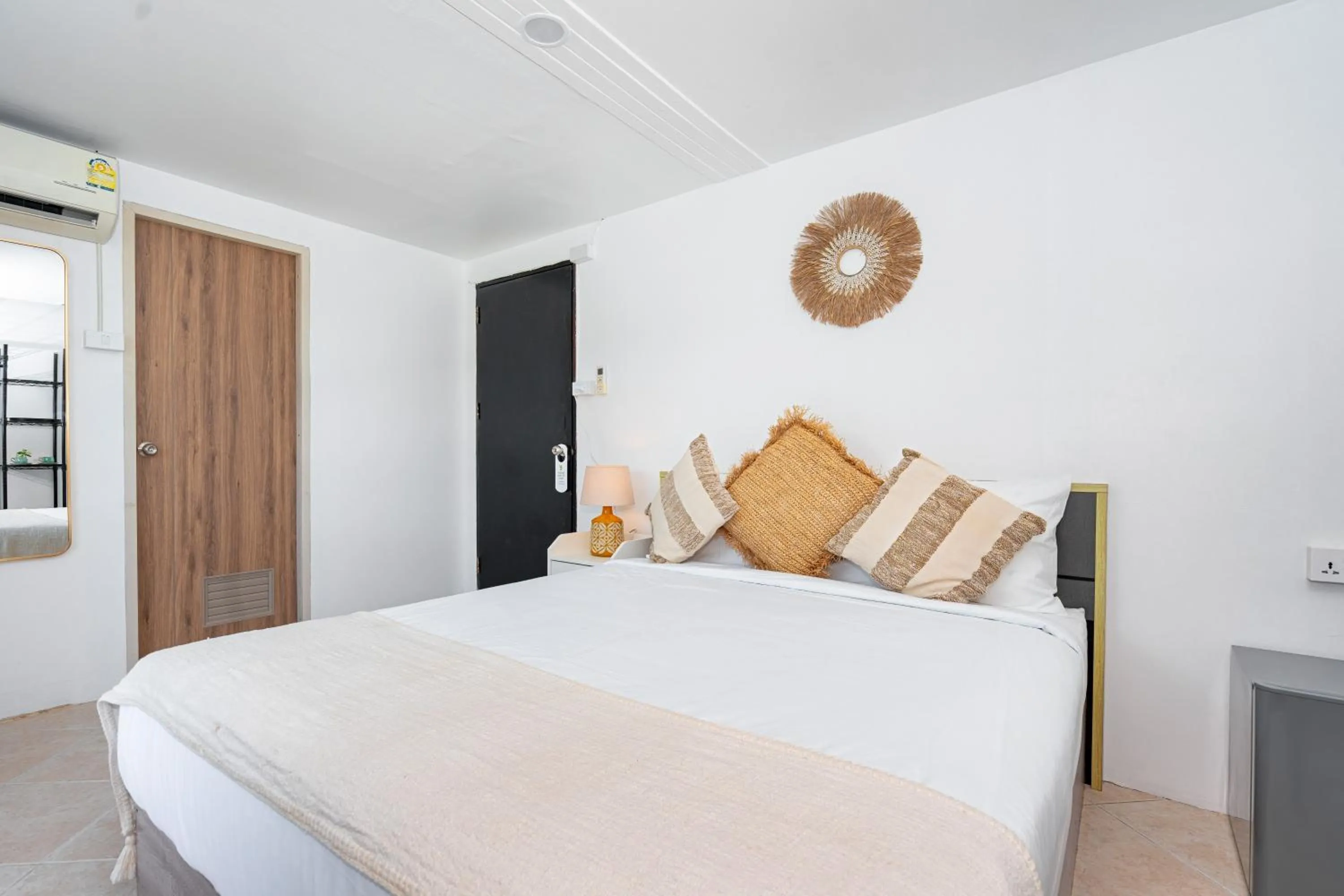 Bedroom, Bed in Kata Station Boutique Hotel