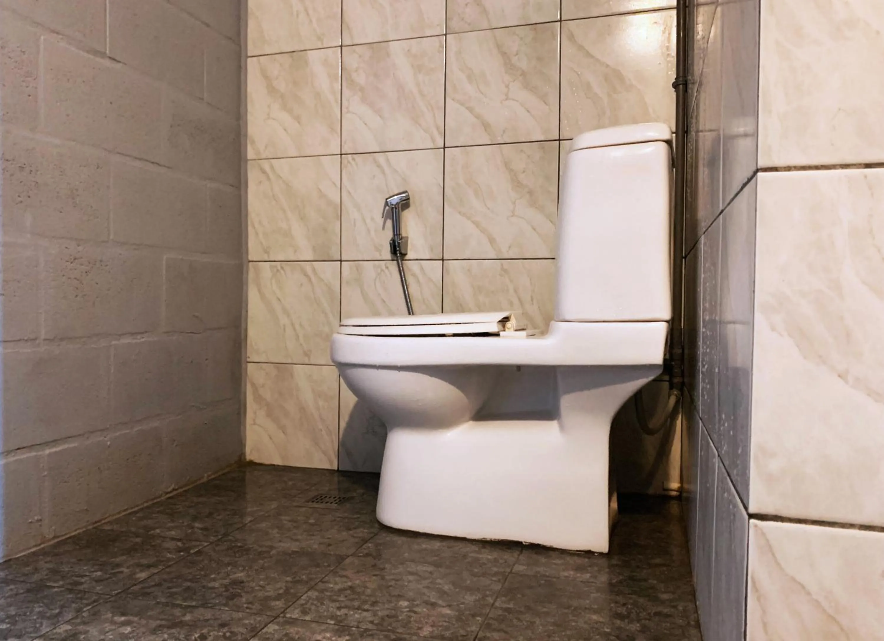 Bathroom in AE Semporna Guesthouse 极潜旅店