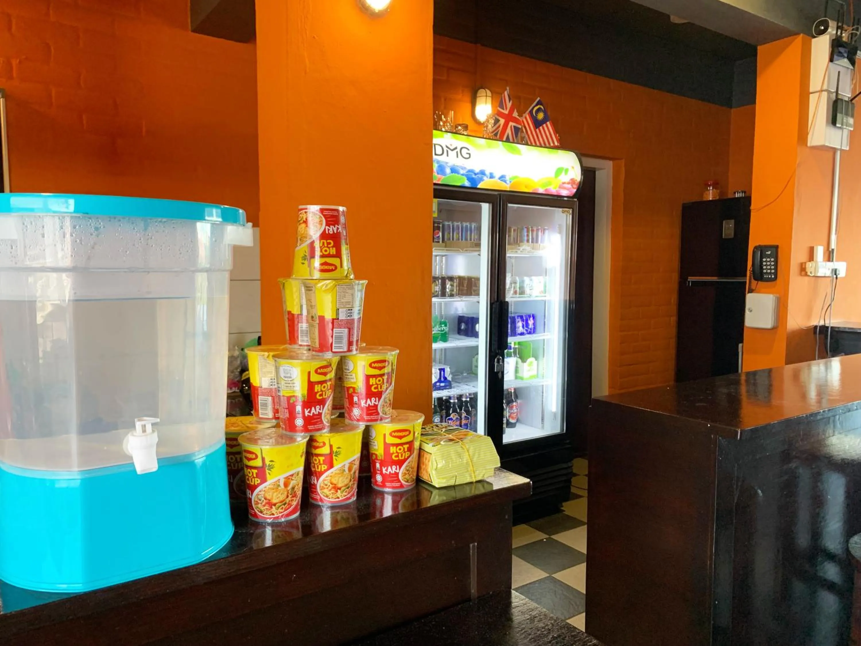 Lounge or bar in AE Semporna Guesthouse 极潜旅店