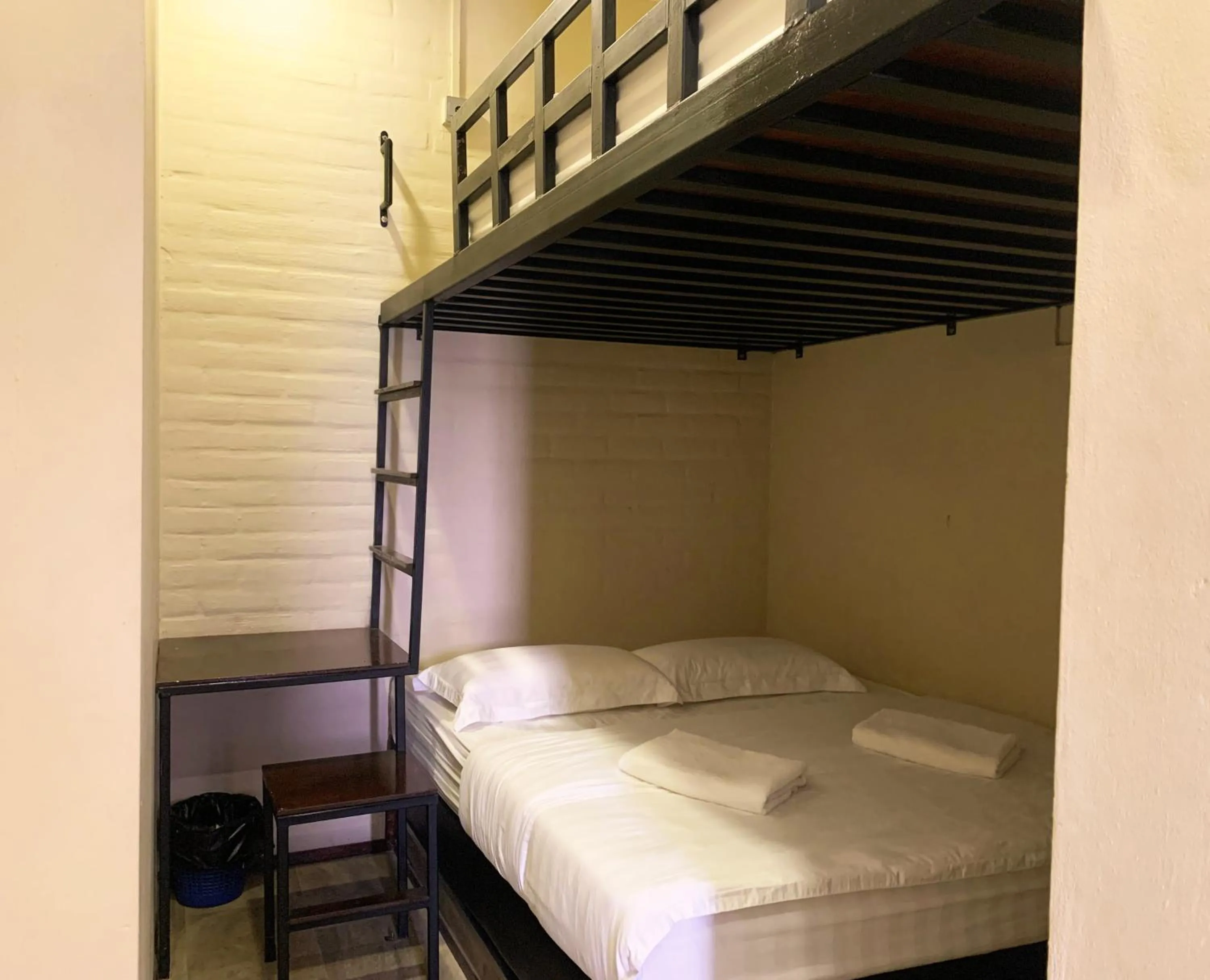 Bed in AE Semporna Guesthouse 极潜旅店