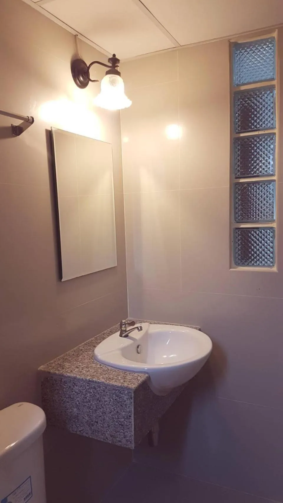 Bathroom in THE 20 @Sukhumvit 77