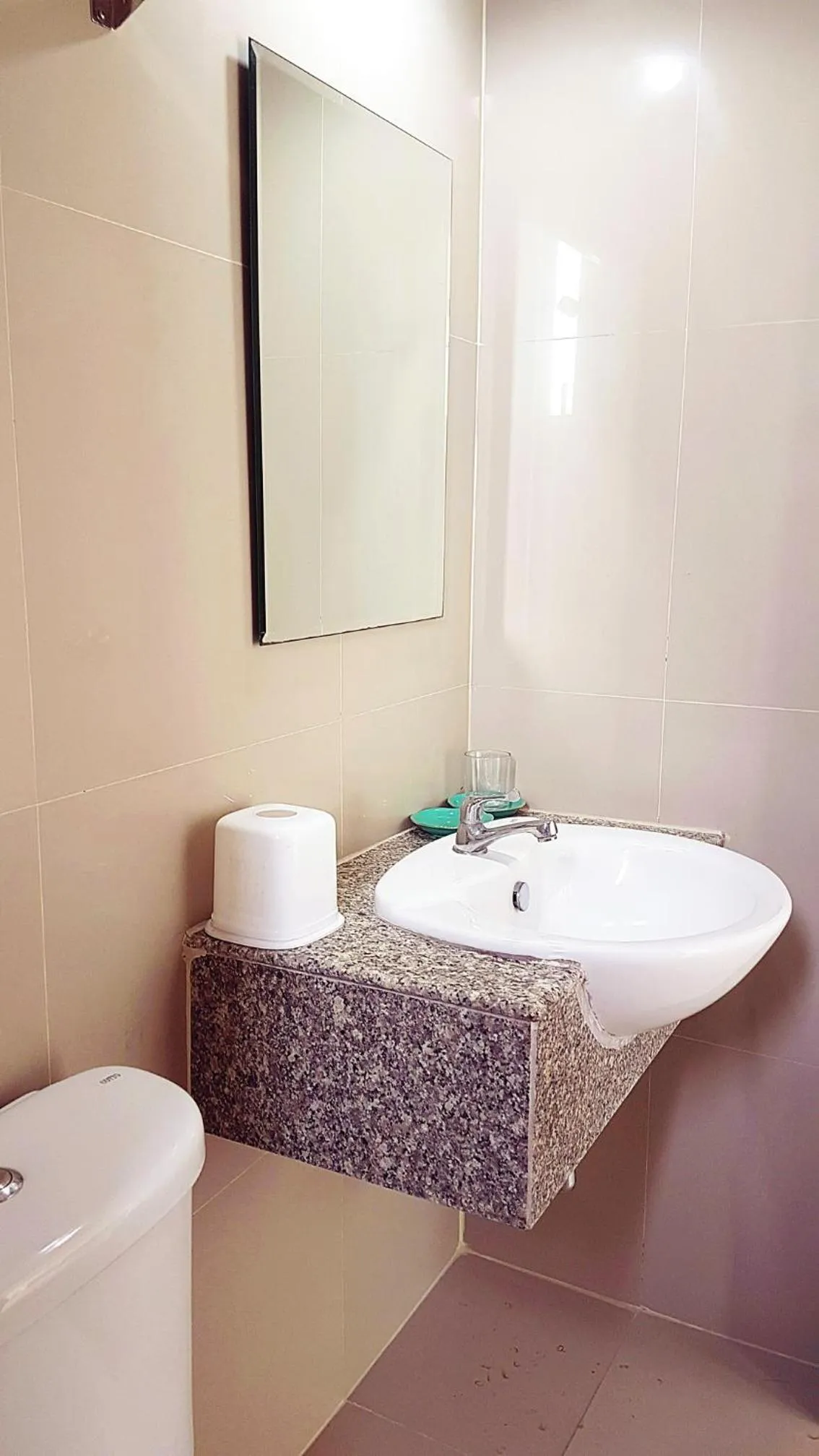 Bathroom in THE 20 @Sukhumvit 77