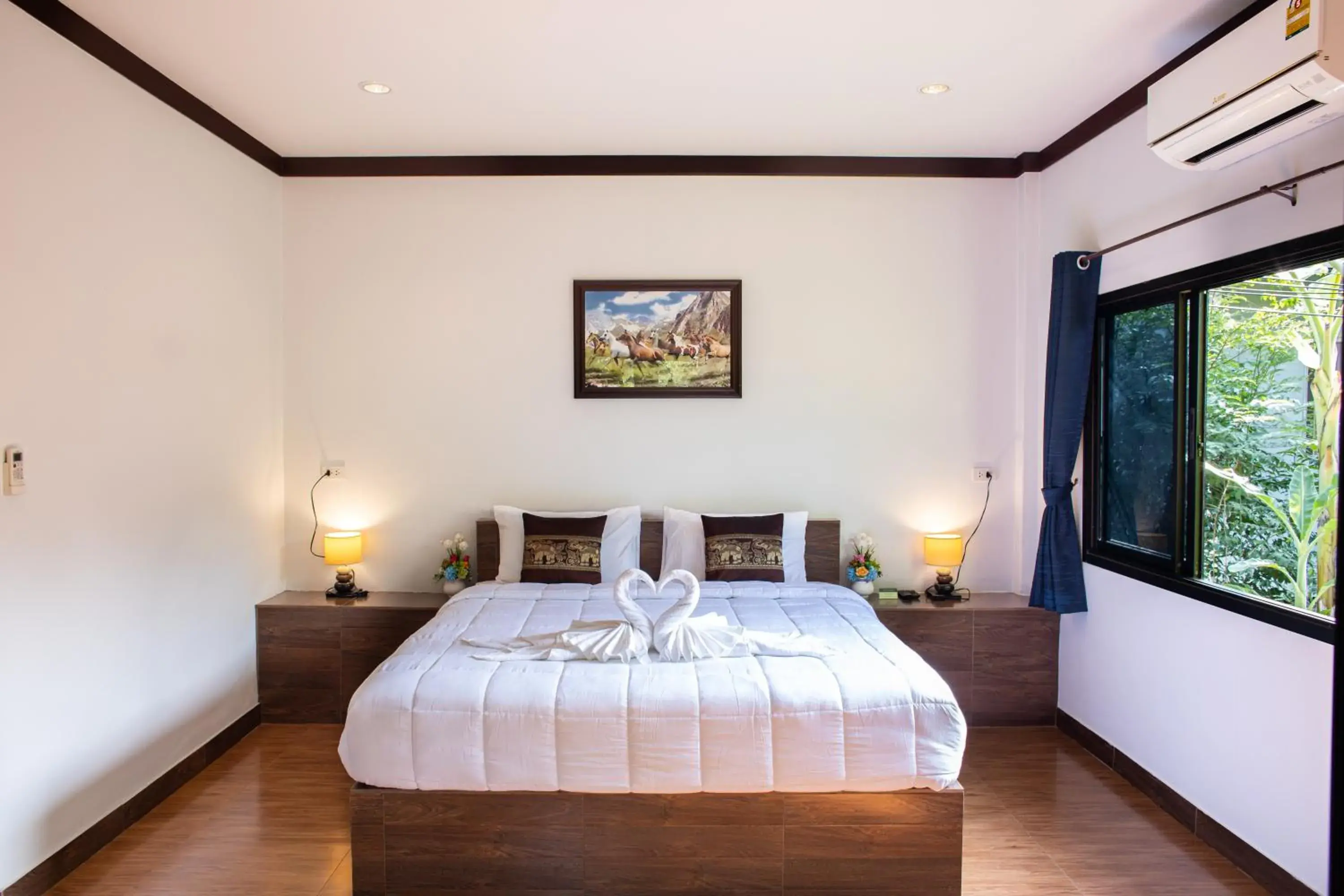 Deluxe Room with Garden View in Bang Po Garden Deluxe Room with Garden View in Bang Po Garden