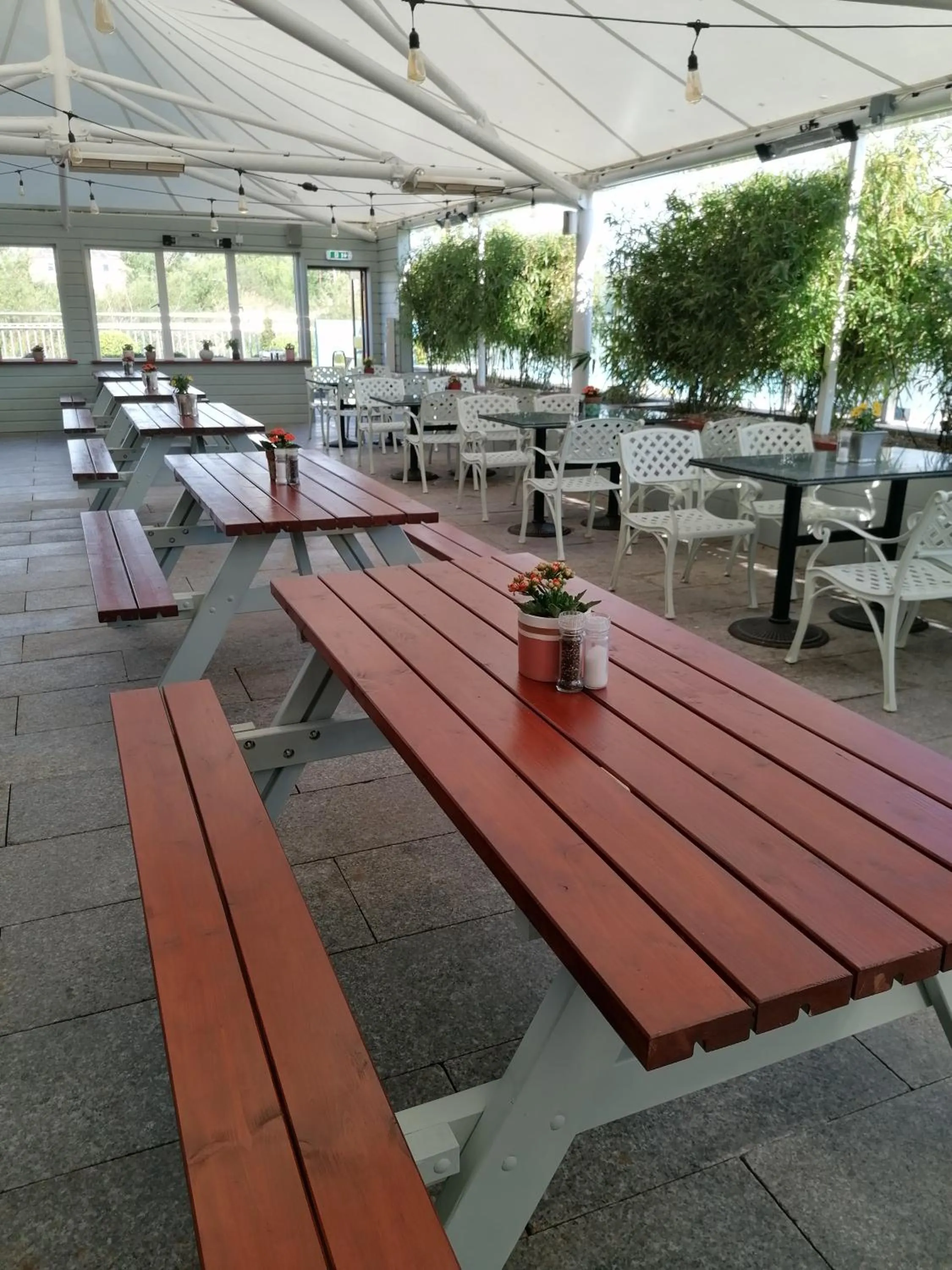 Restaurant/places to eat in Lord Bagenal Inn