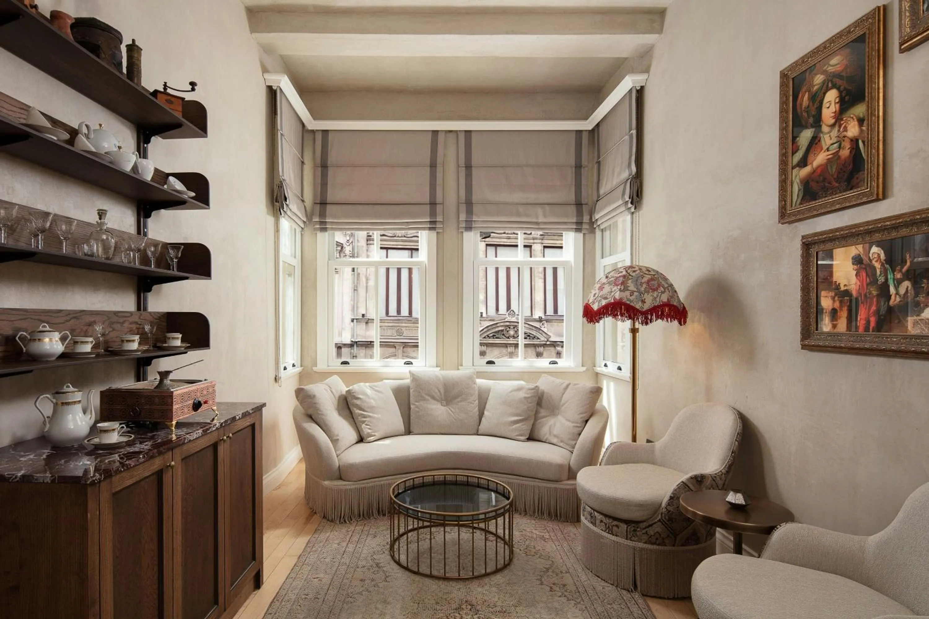 Lobby or reception in Adahan DeCamondo Pera, Autograph Collection