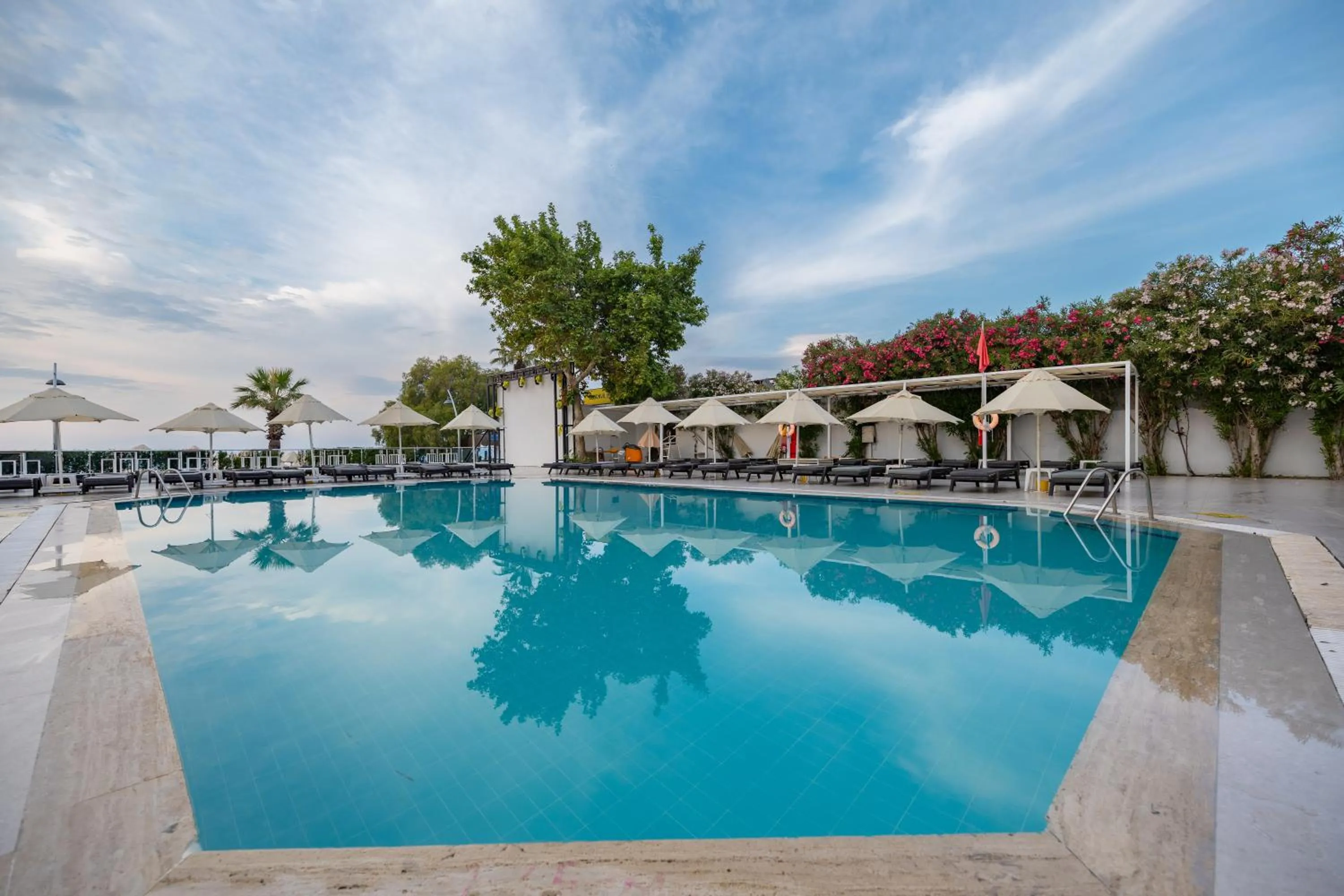 Petunya Beach Resort