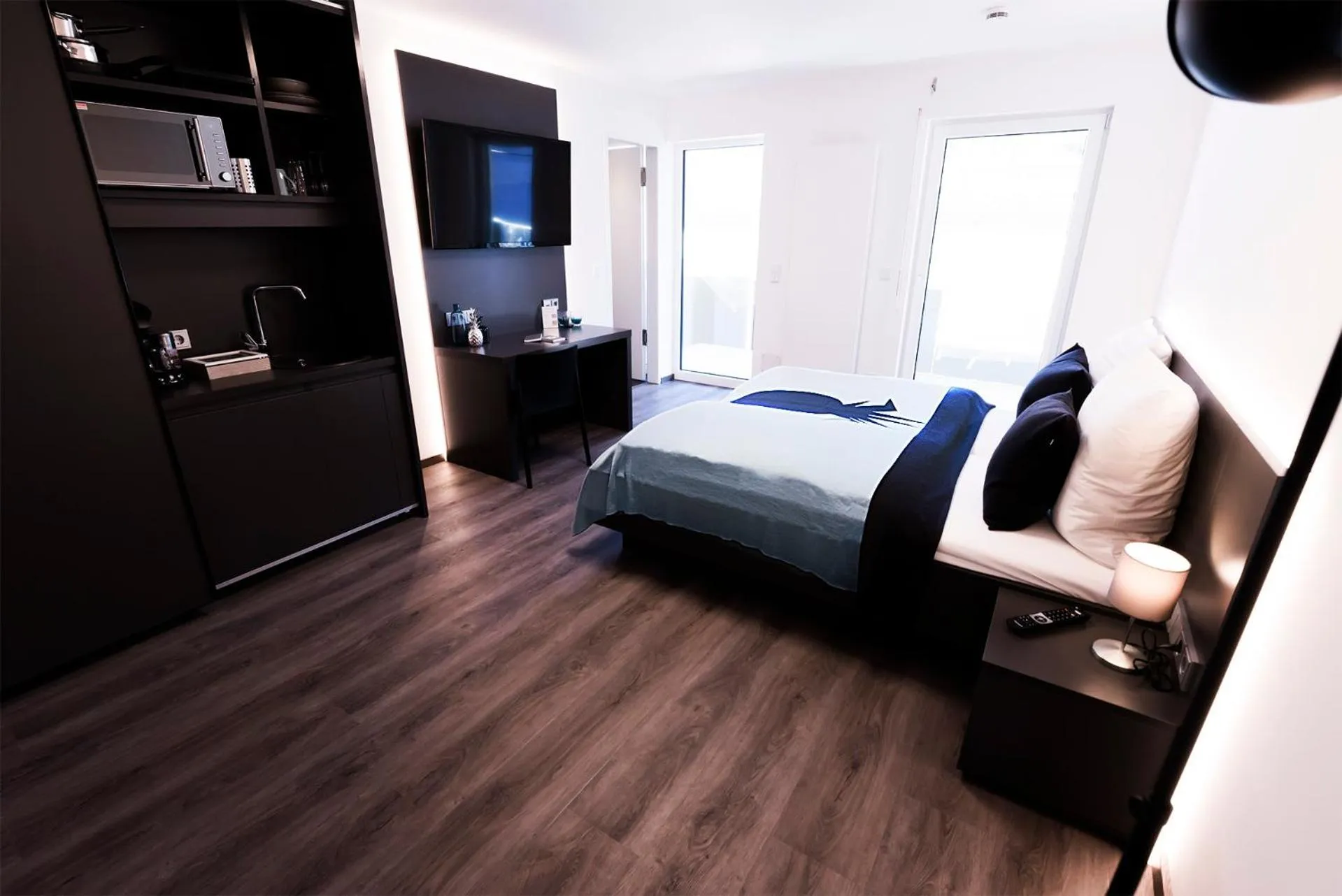 Photo of the whole room, Bed in Mood contemporary living