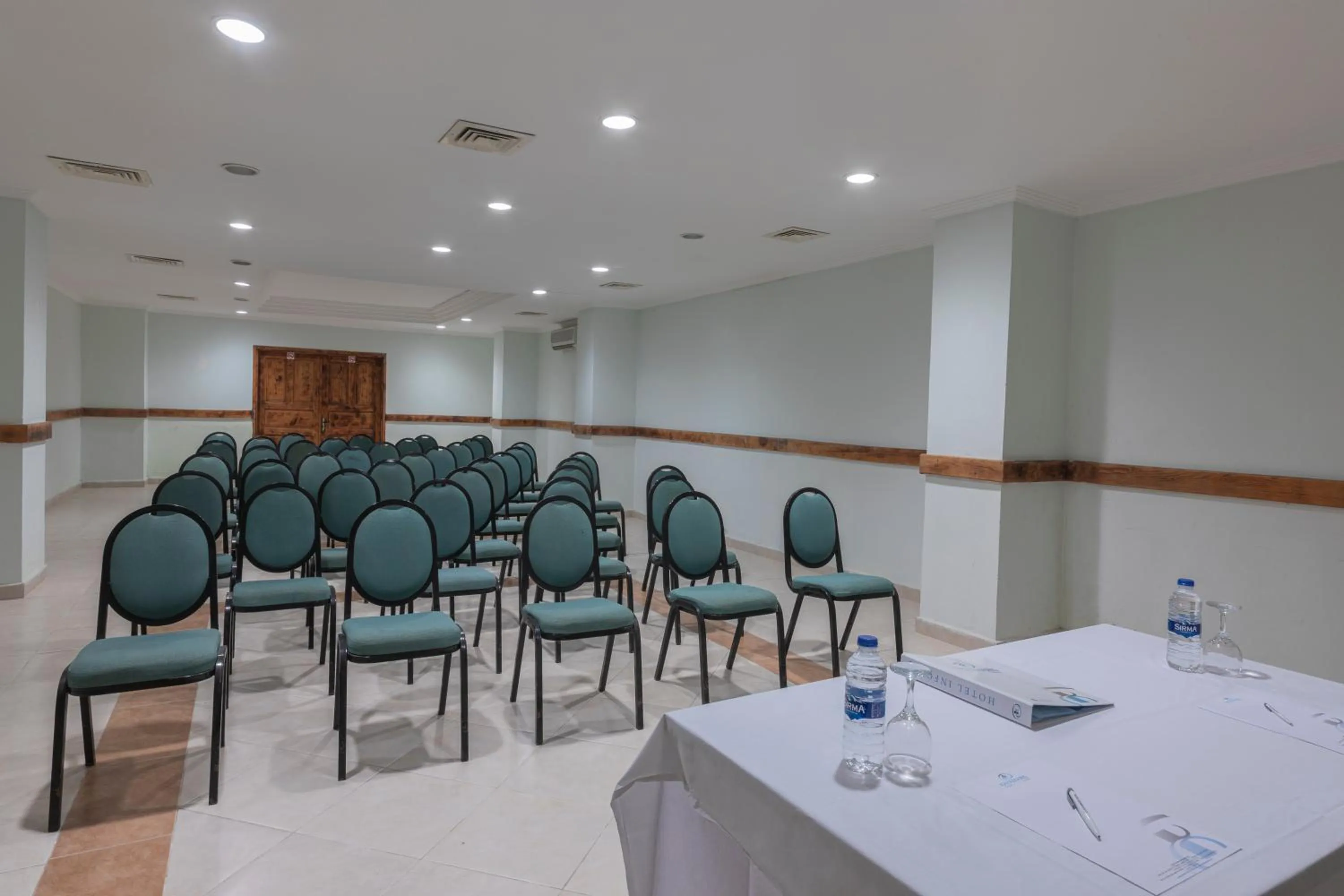Meeting/conference room in Kayamaris Hotel