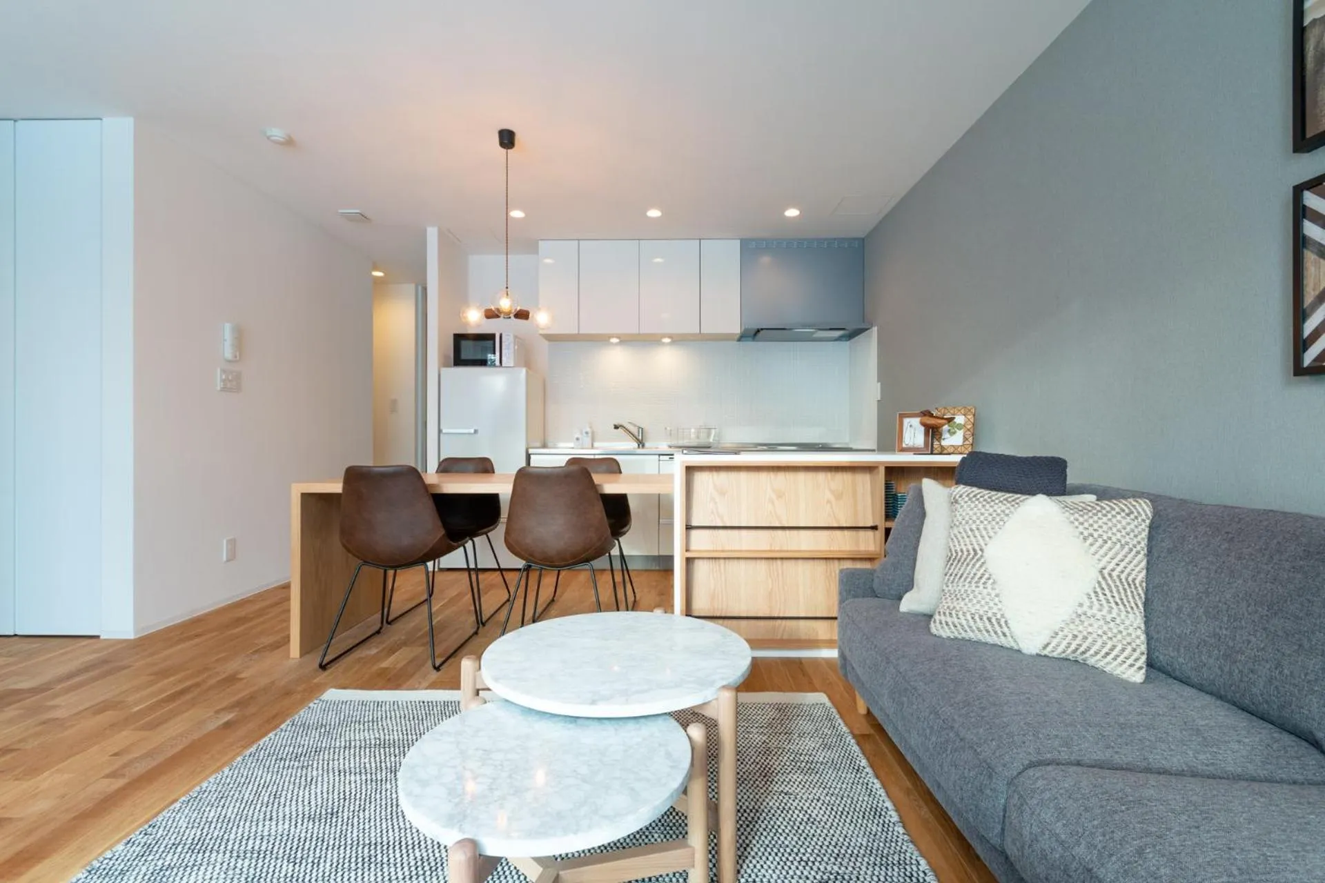 Living room in ROKU by H2 Life