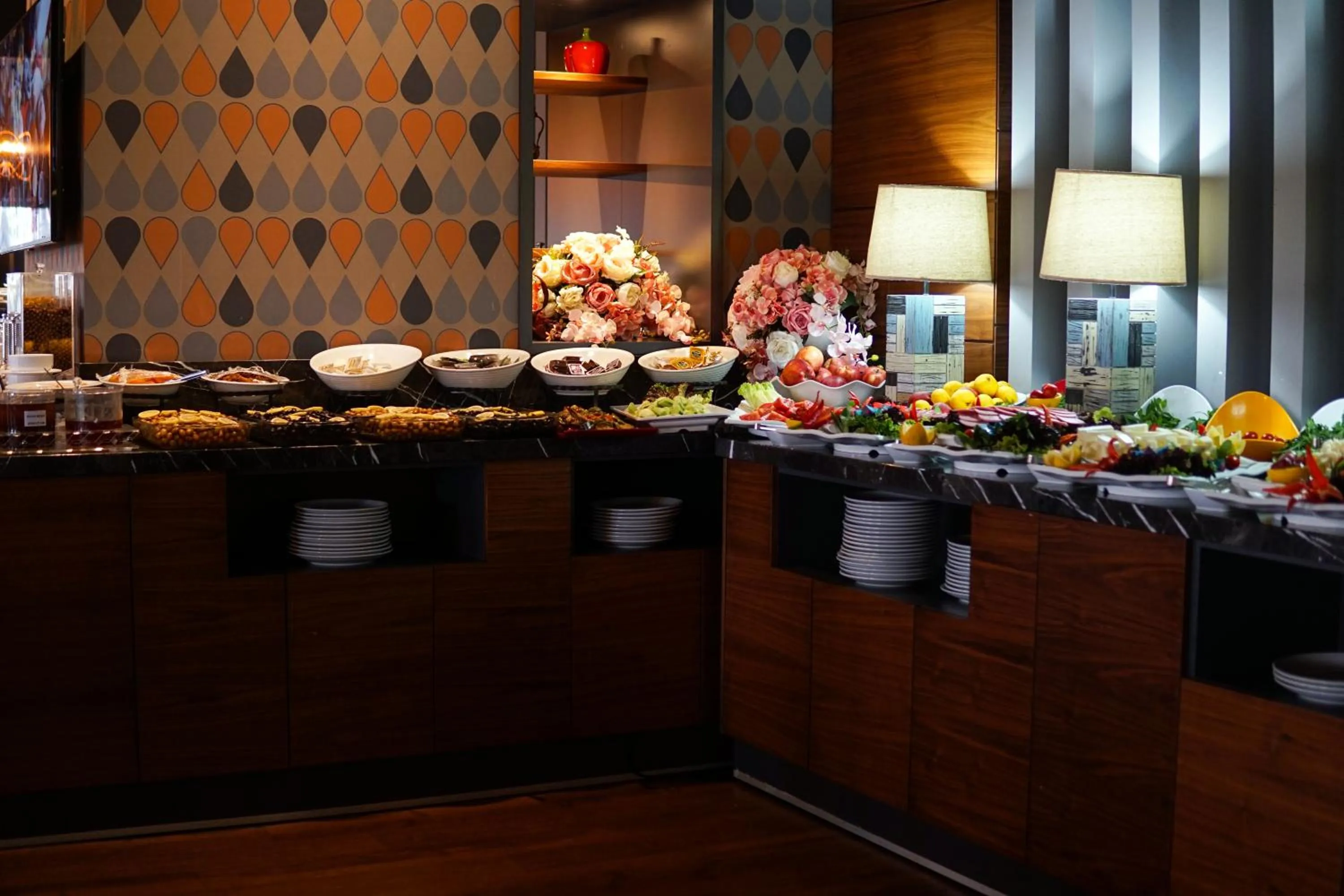 Food and drinks in Hotel Yayoba