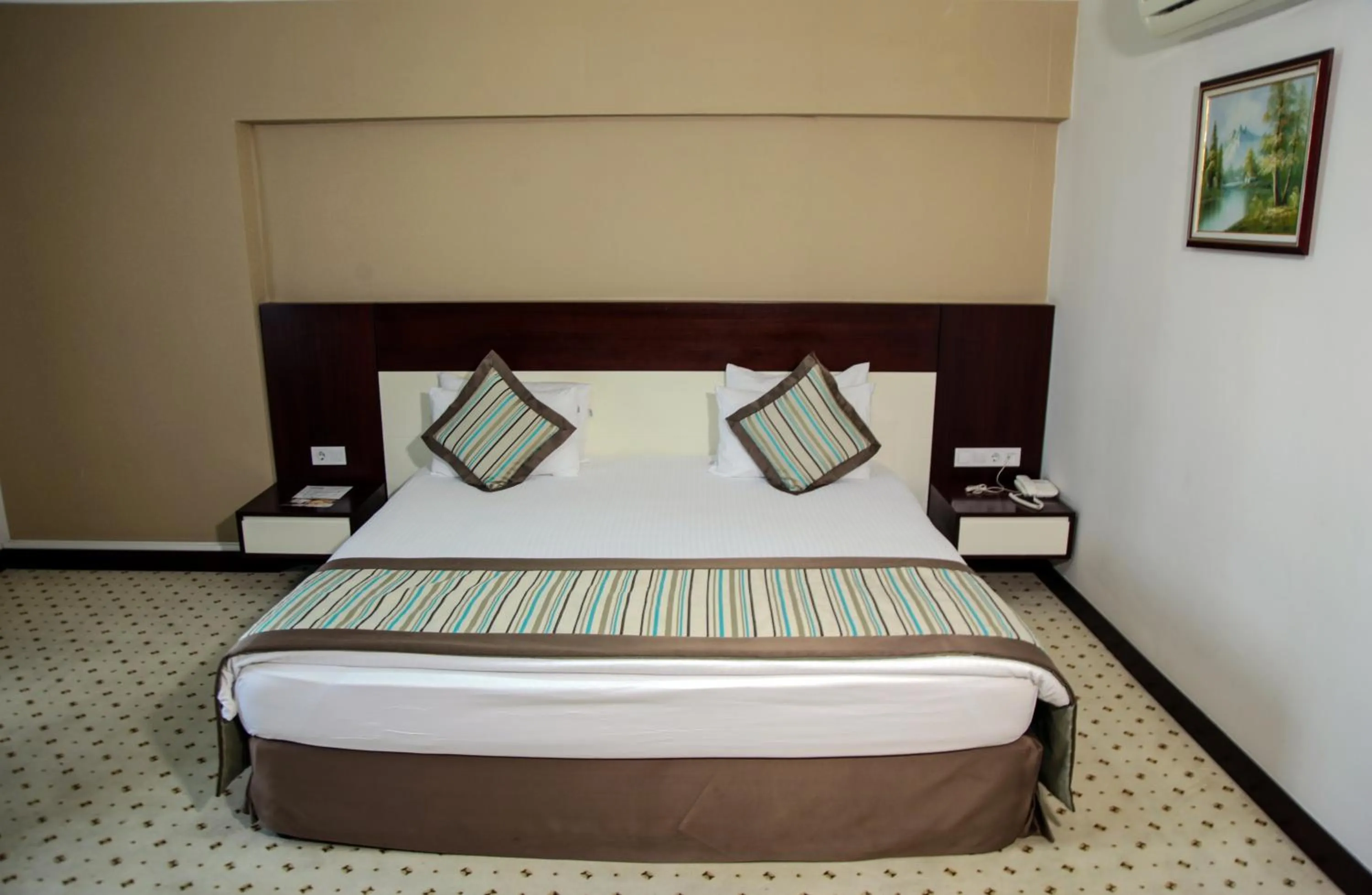 Bedroom, Bed in Hotel Yayoba