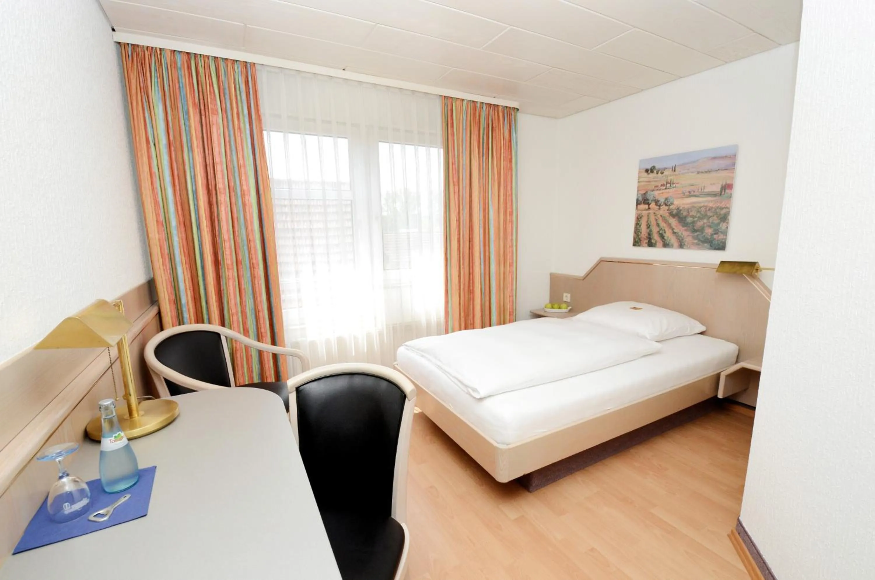 Photo of the whole room, Bed in Hotel Altbacher Hof