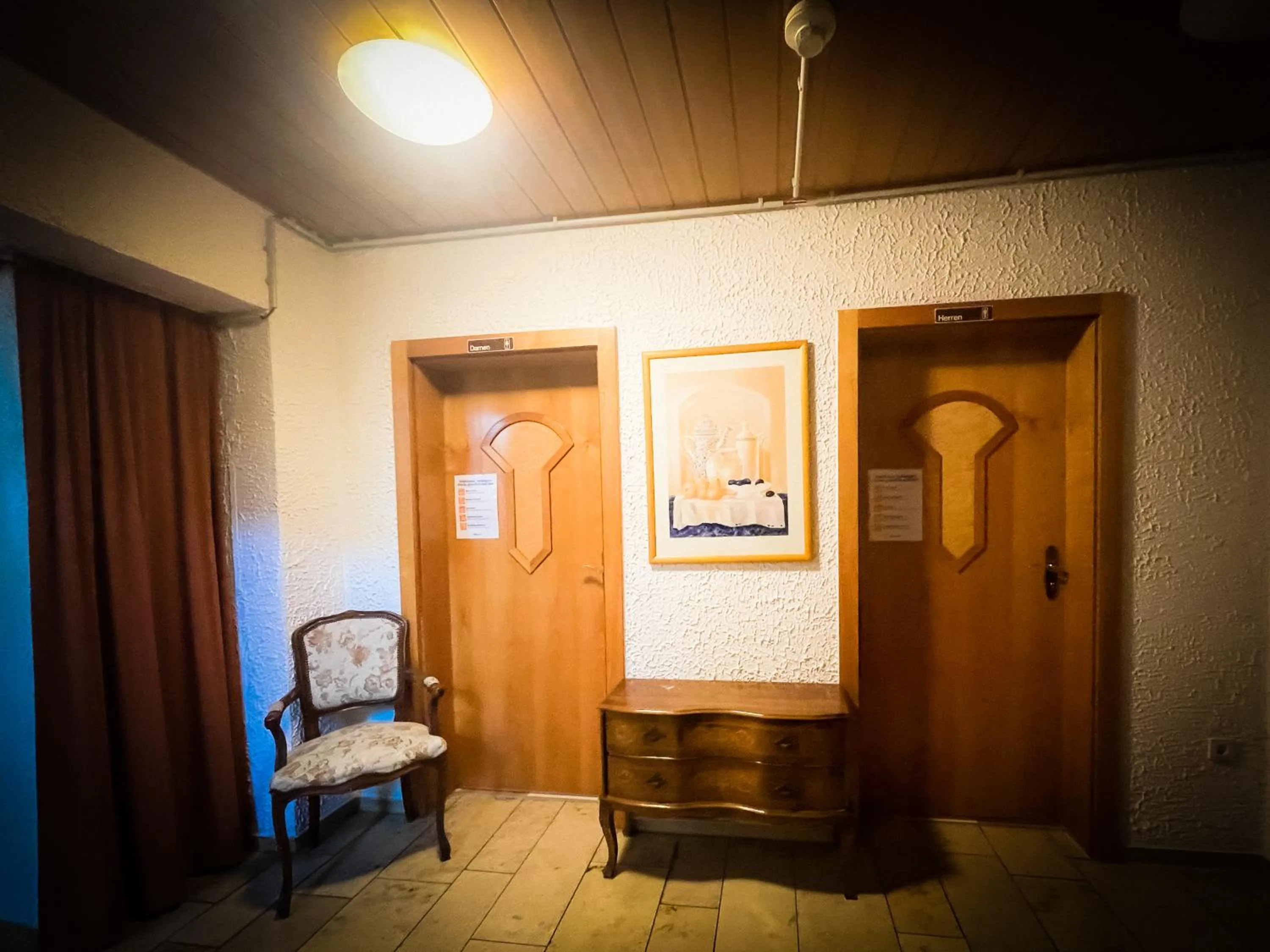 Toilet in Hotel Altbacher Hof