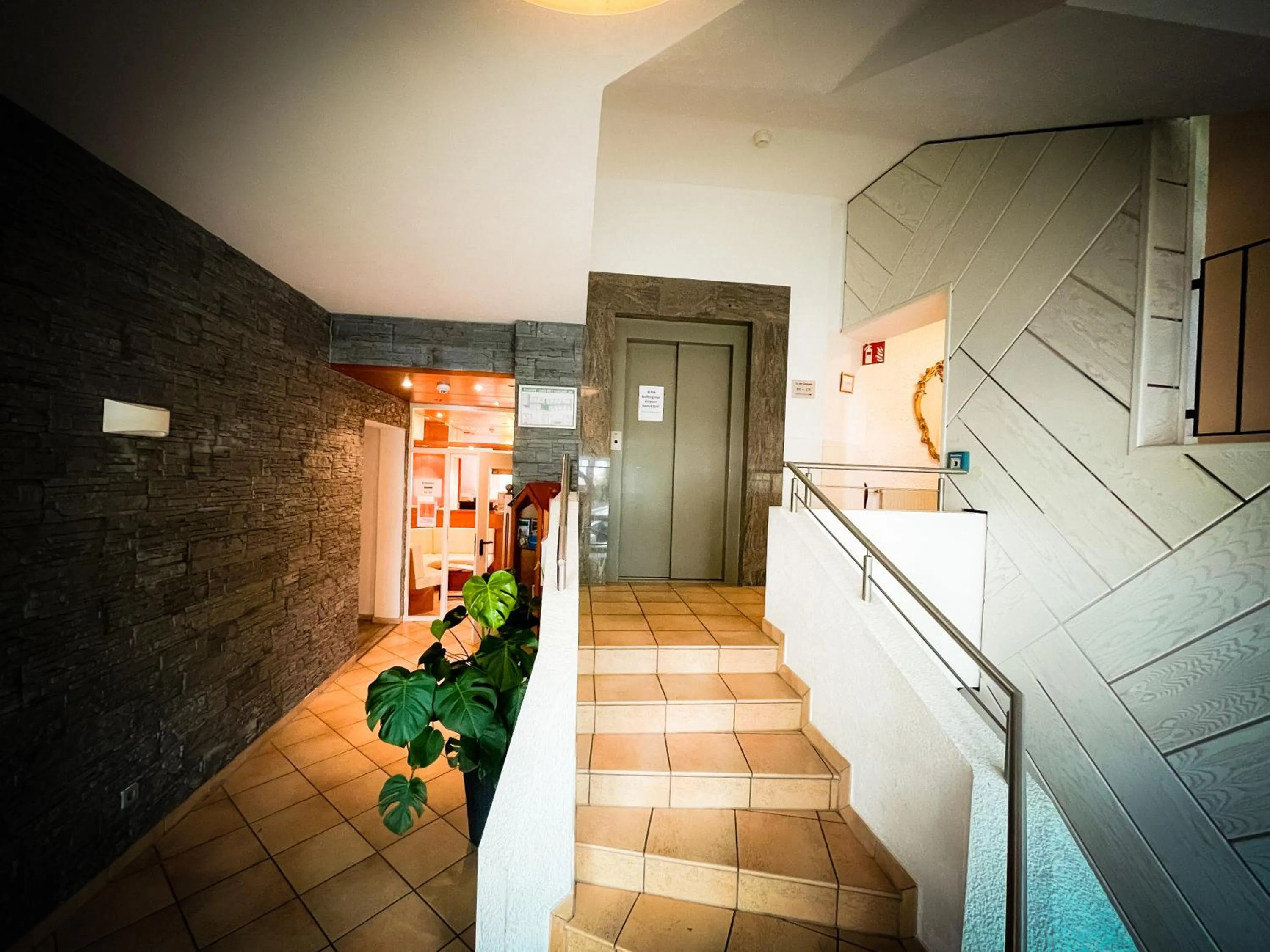 Lobby or reception in Hotel Altbacher Hof