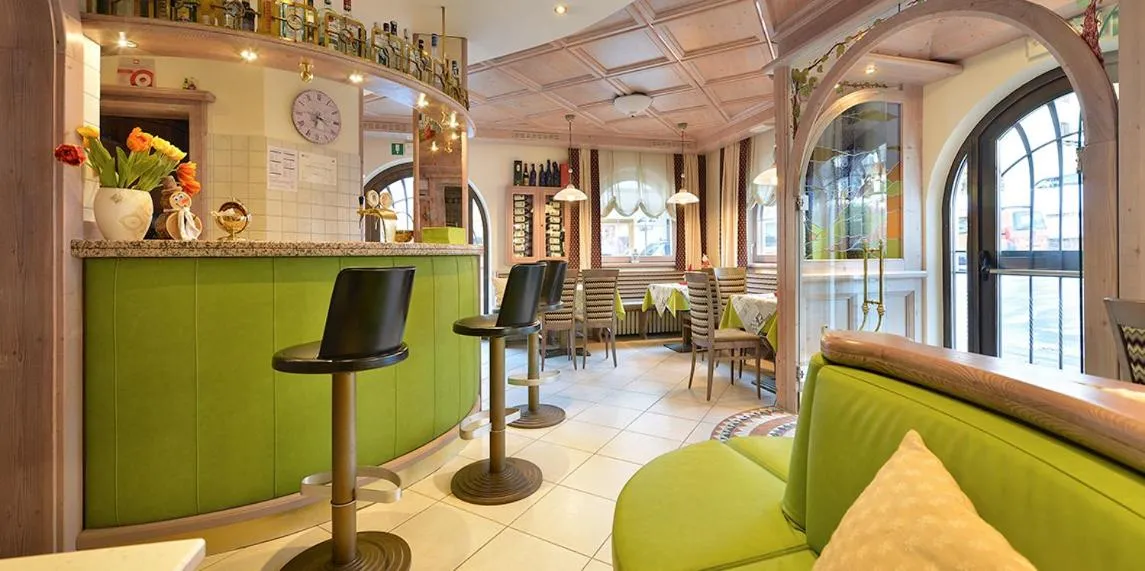 Lounge or bar in Hotel Piccolo Mondo