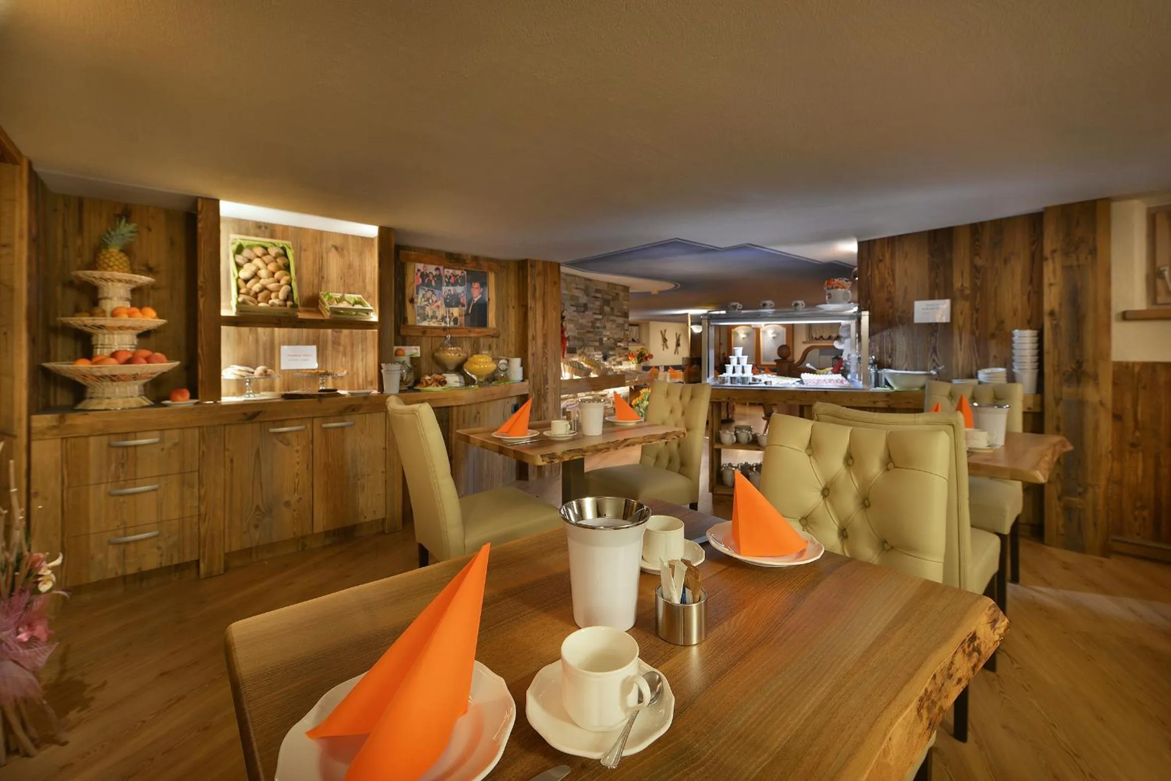 Breakfast in Hotel Piccolo Mondo