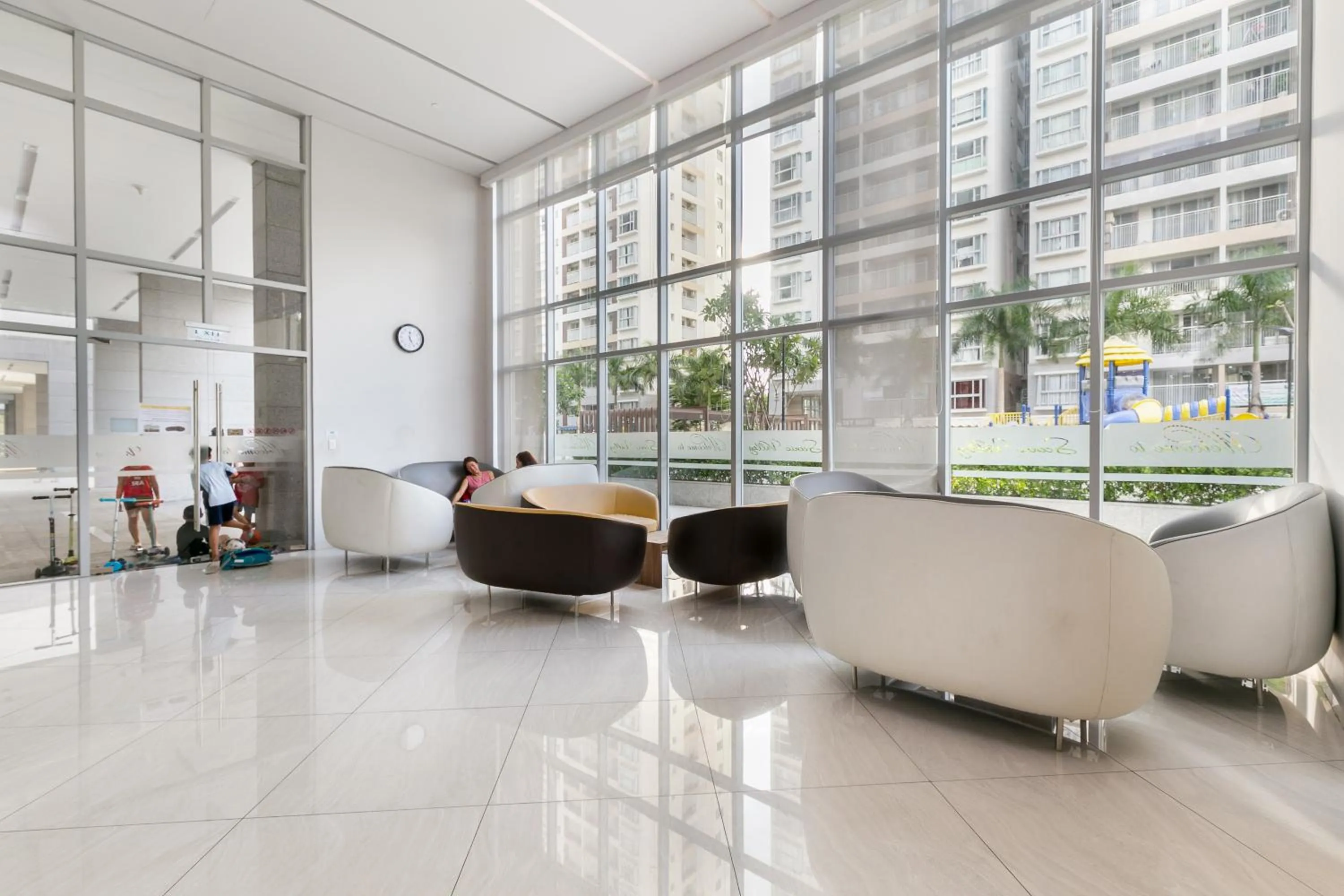 Children play ground in Scenic Valley Marvel