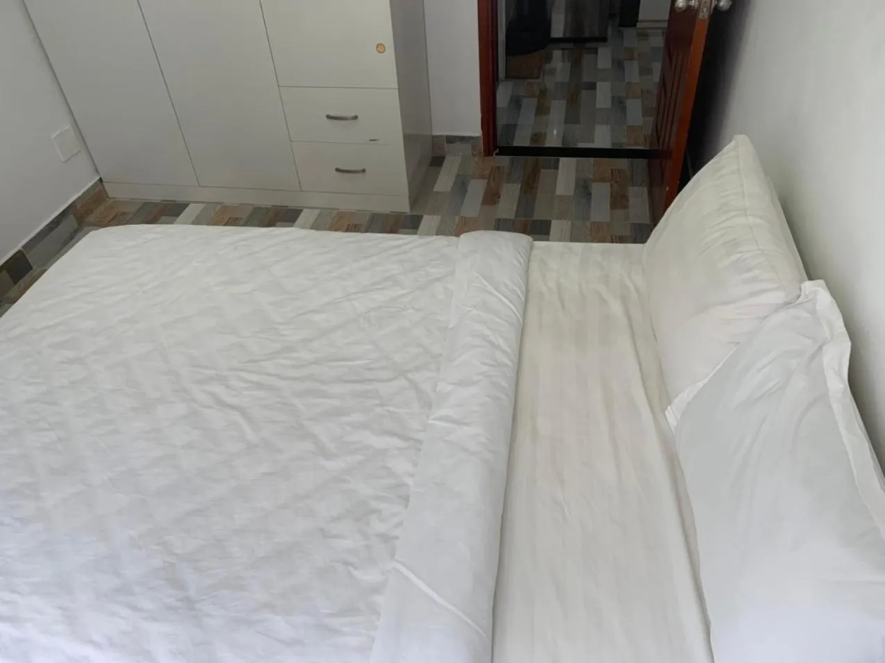 Bed in Scenic Valley Marvel