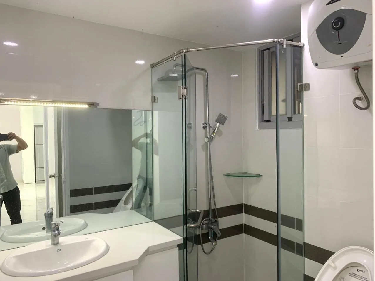 Bathroom in Scenic Valley Marvel