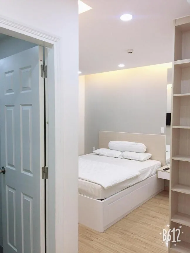 Bed in Scenic Valley Marvel