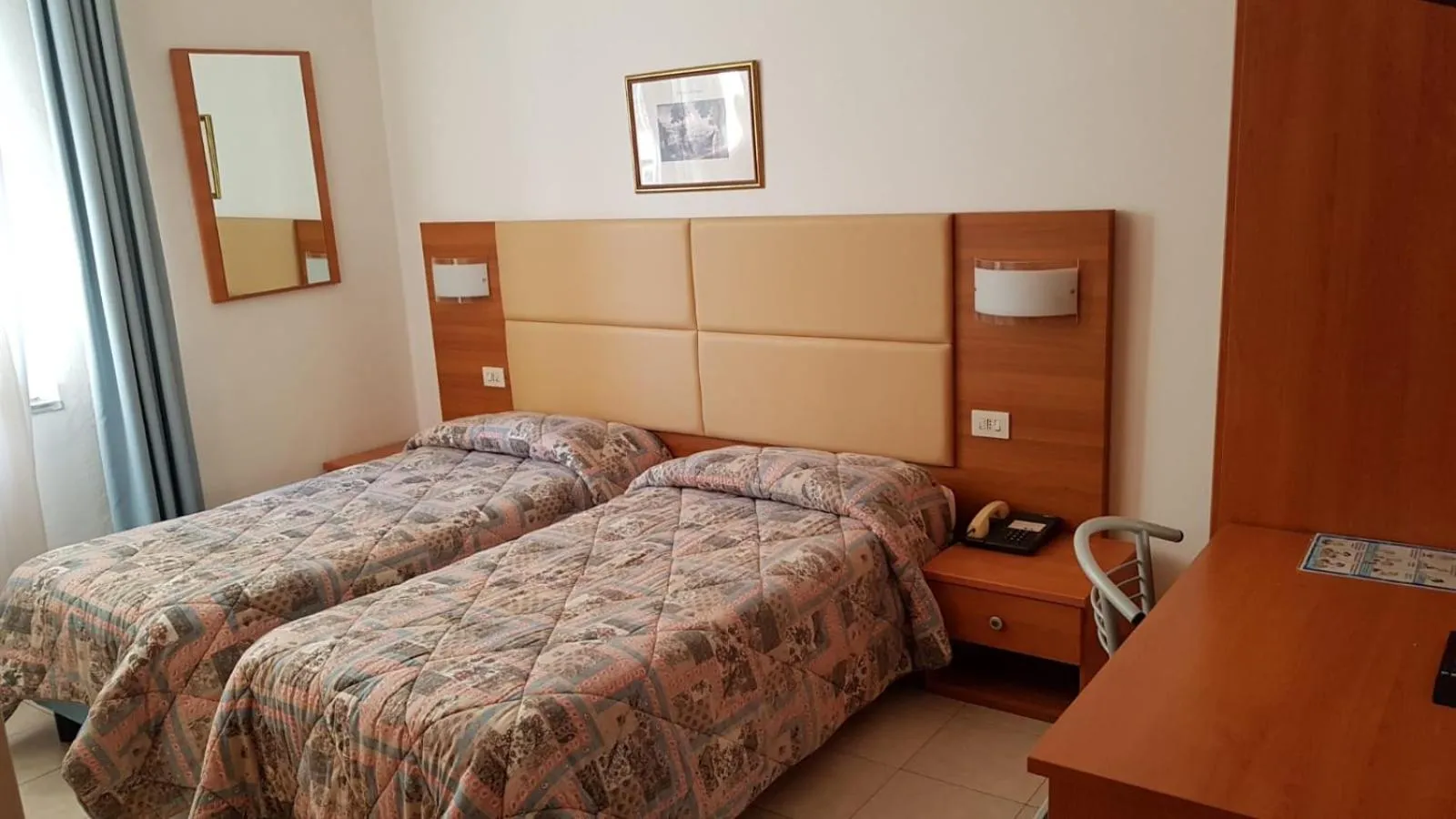 Winter, Bed in Hotel Patrizia