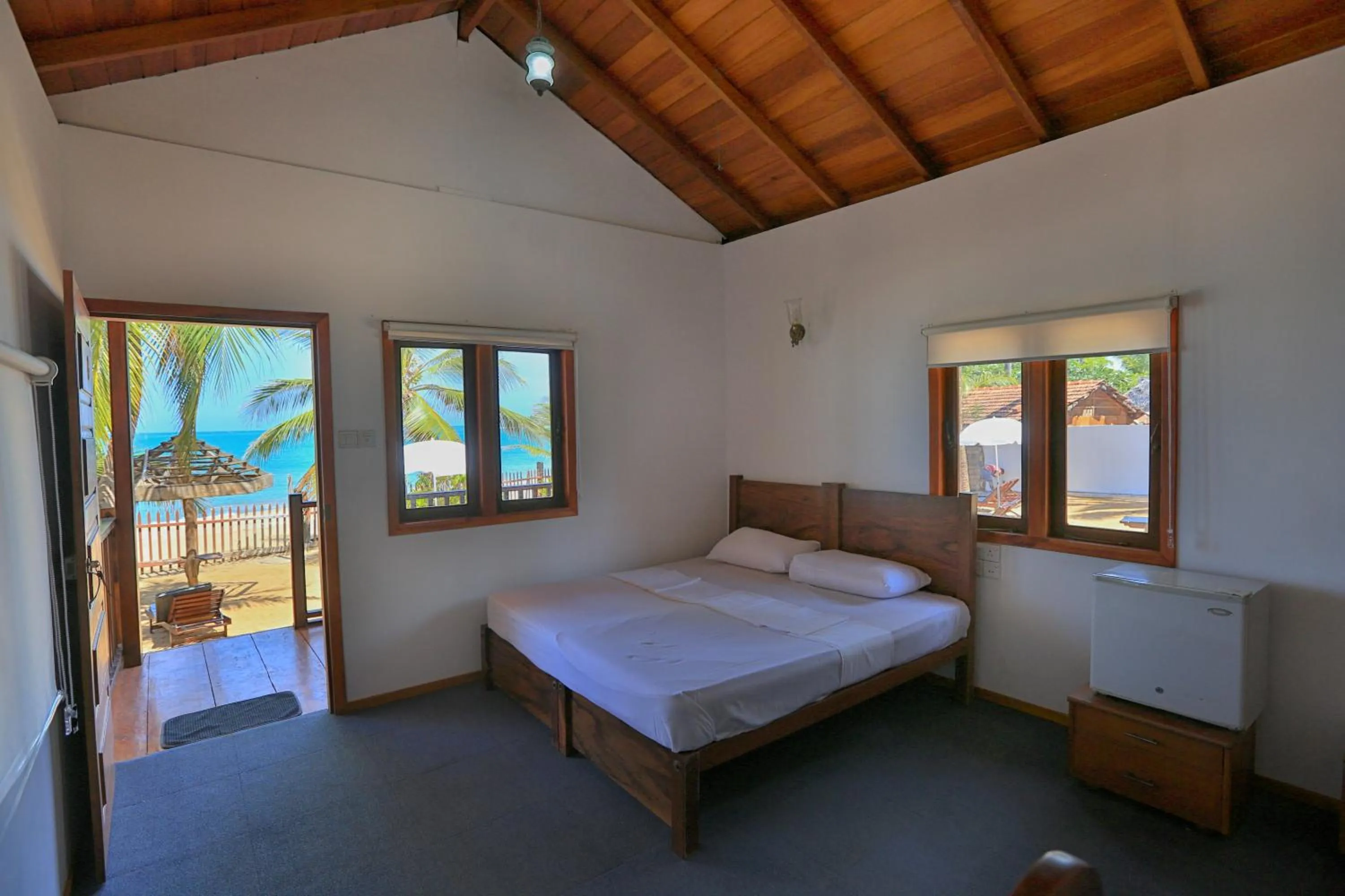 Bedroom, Bed in Arugambay PodBay