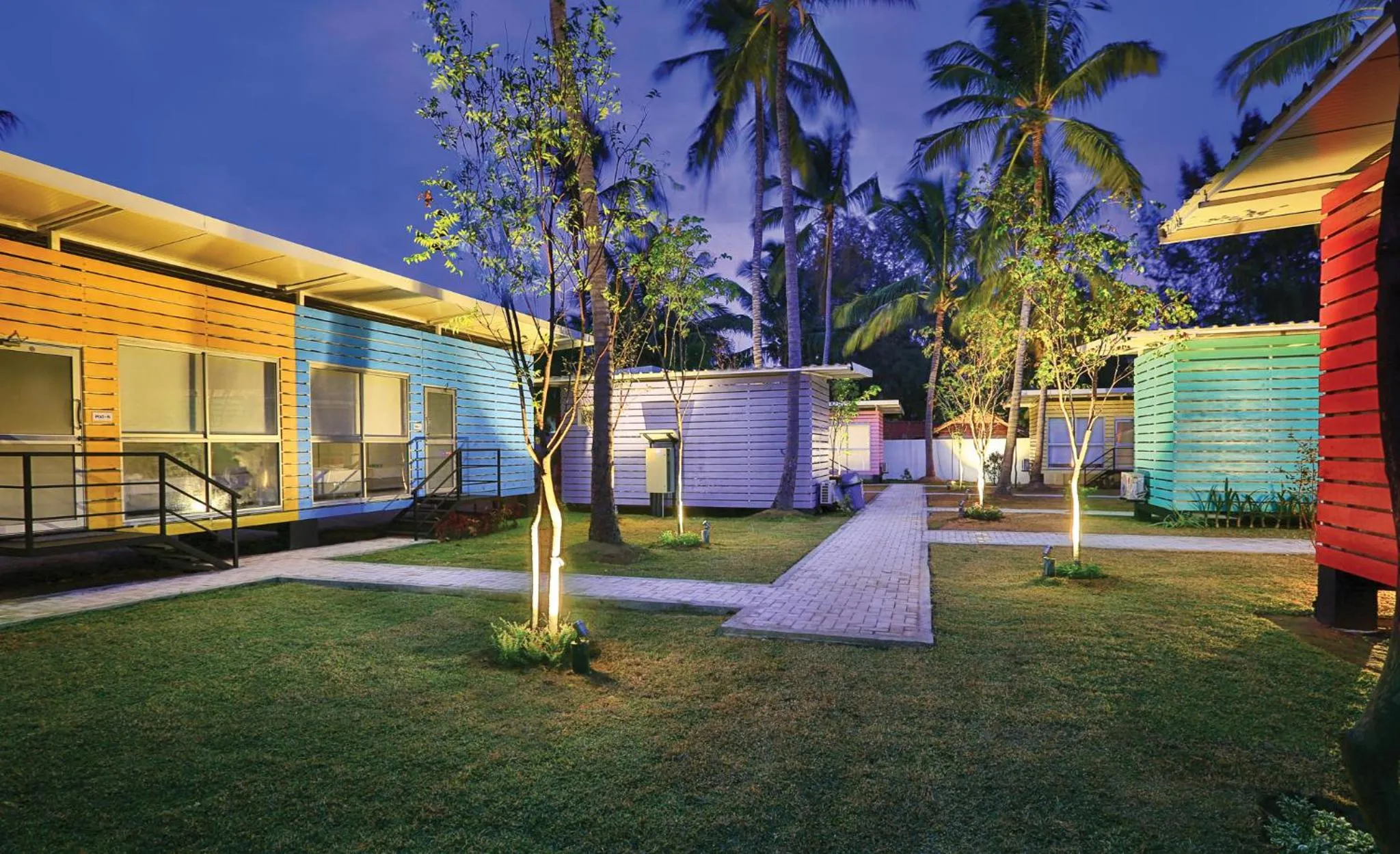 Garden in Arugambay PodBay