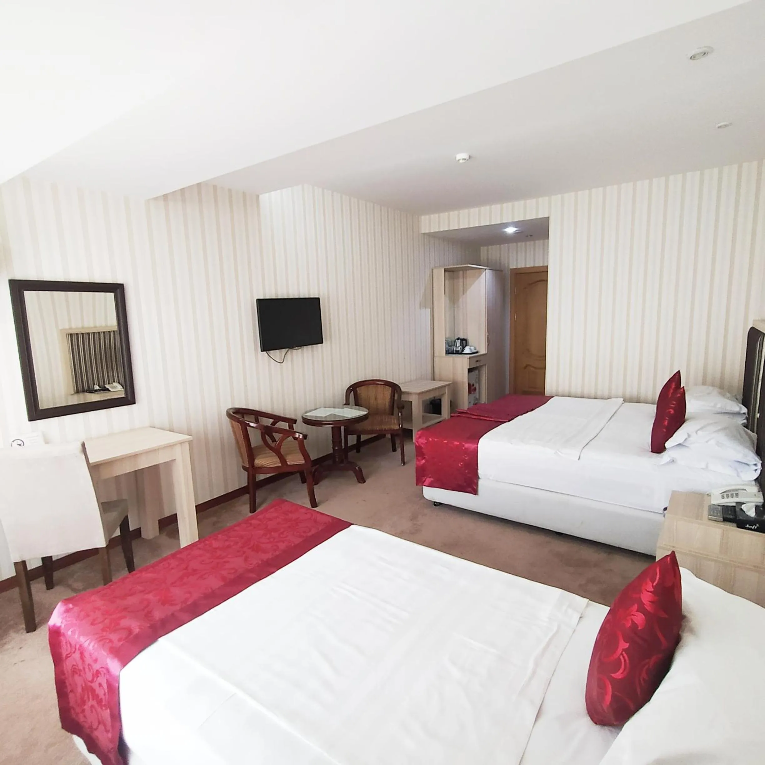 Photo of the whole room, Bed in Royal Hotel